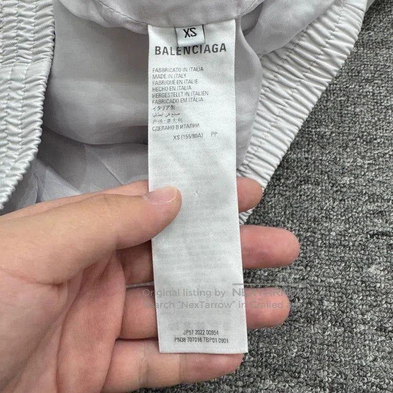 Balenciaga Balenciaga Double Hook Embroidered Denim Jacket. Size US XS / EU 42 / 0 - 3 Thumbnail