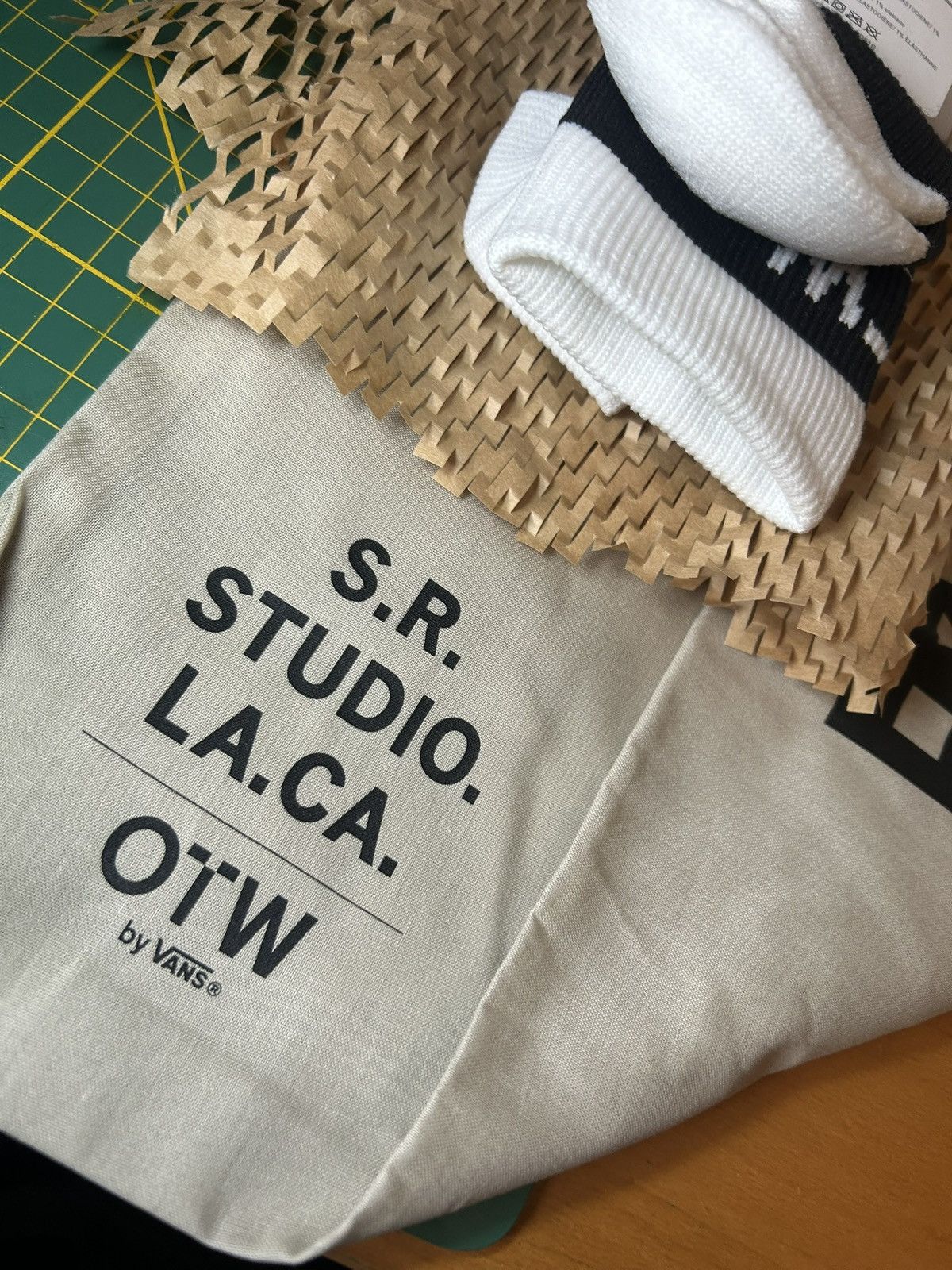 Sterling Ruby × Vans BNWT OTW BY VANS X S.R. STUDIO. LA. CA. JACQUARD LOGO SOCK Size ONE SIZE - 3 Thumbnail