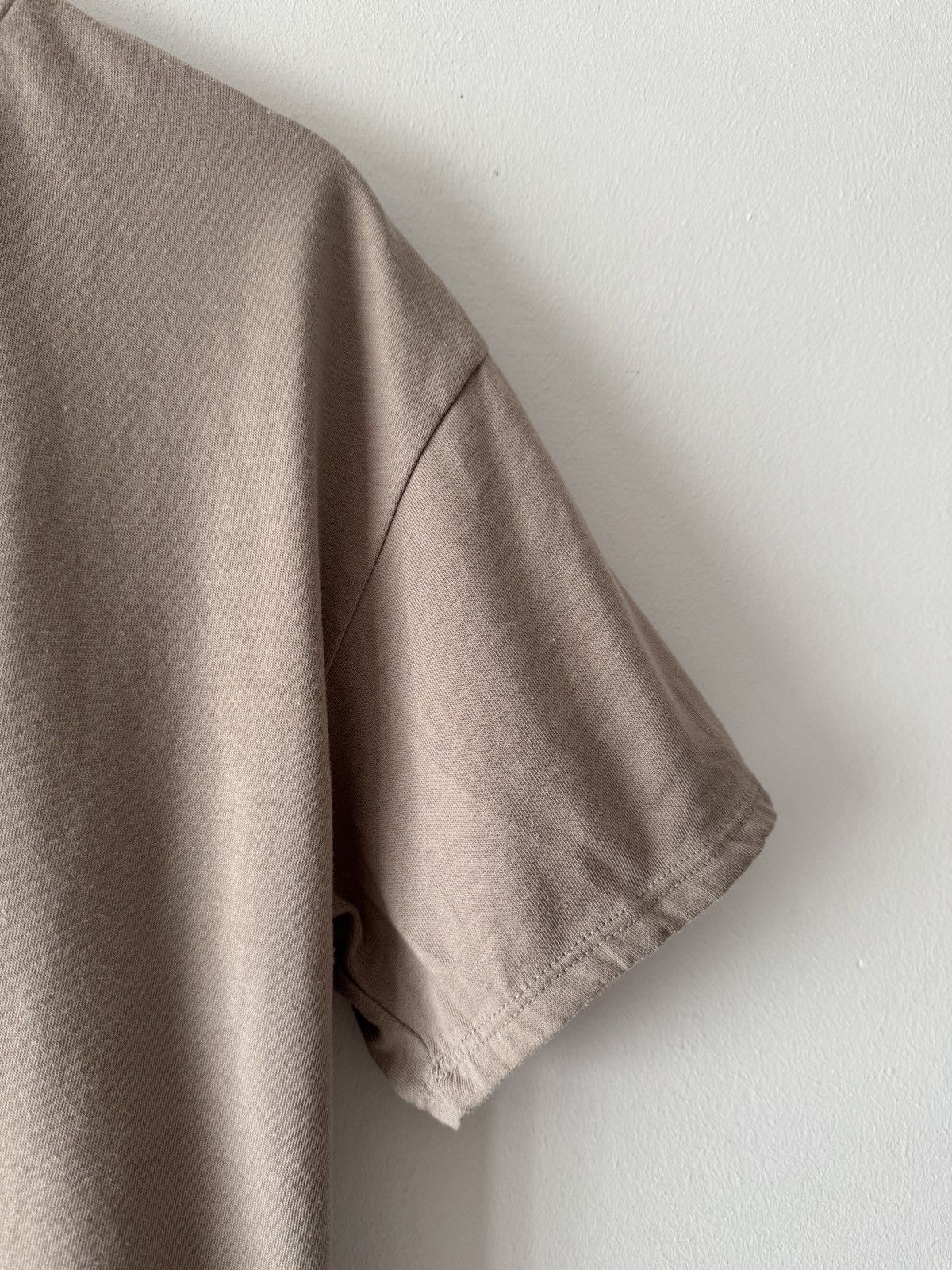 Essentials 🔥 Essentials Tan Jersey T-Shirt Size US S / EU 44-46 / 1 - 5 Thumbnail