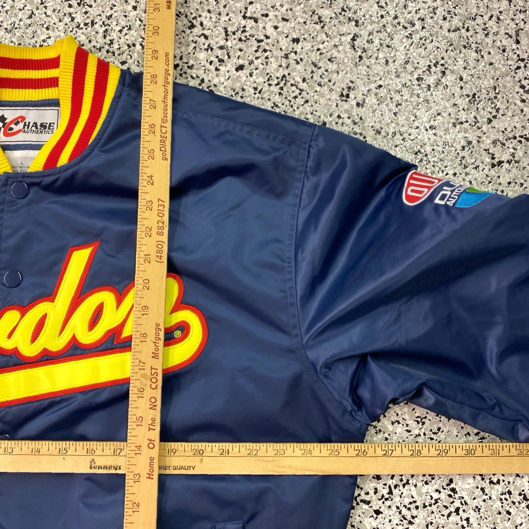 Chase Authentics VINTAGE Chase Authentics Jeff Gordon Nascar Racing Jacket L Mens Size US L / EU 52-54 / 3 - 3 Thumbnail
