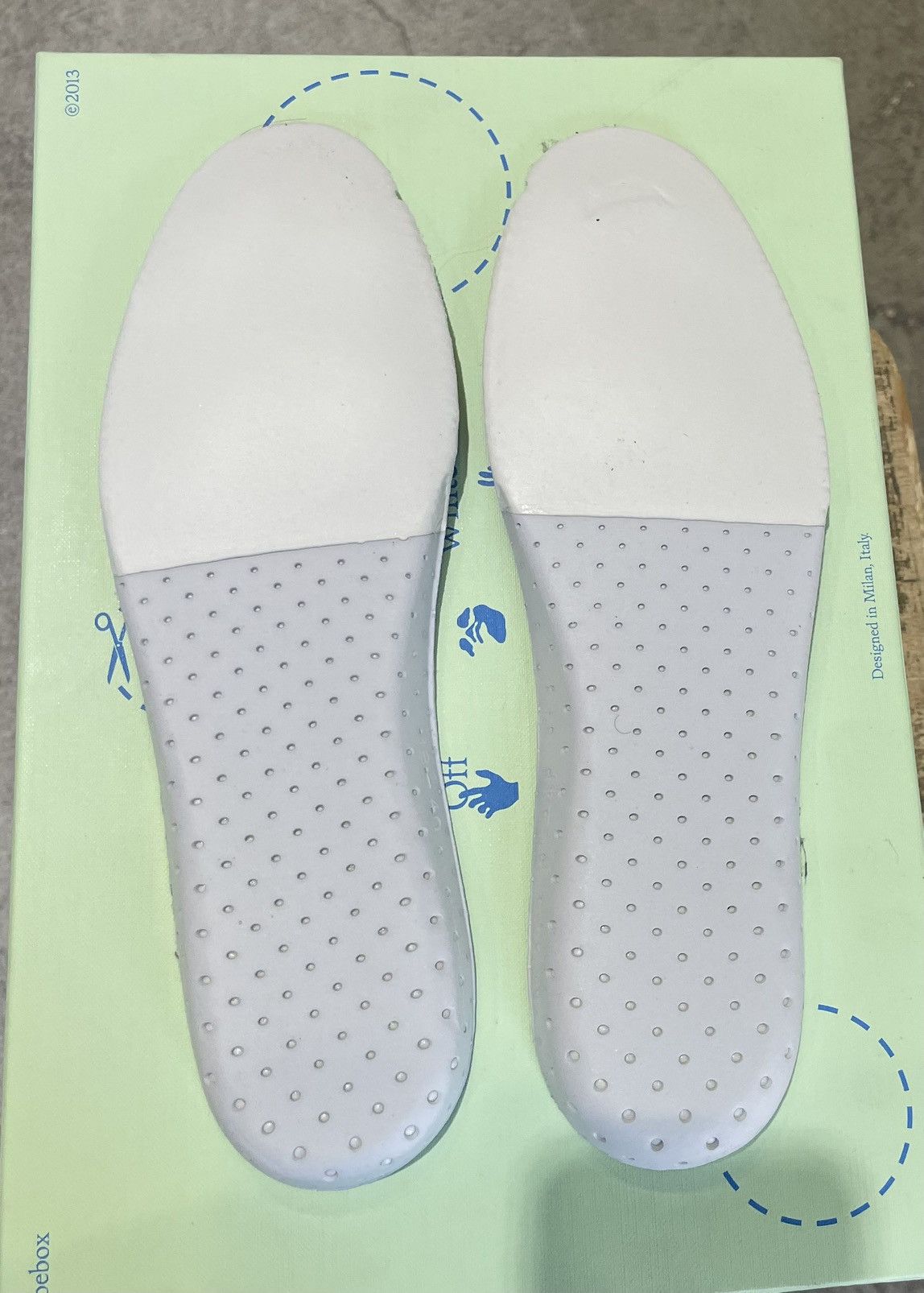 Off-White Off-White Out Of Office Calf Leather Sneakers White/Purple Size US 10 / IT 40 - 18 Thumbnail
