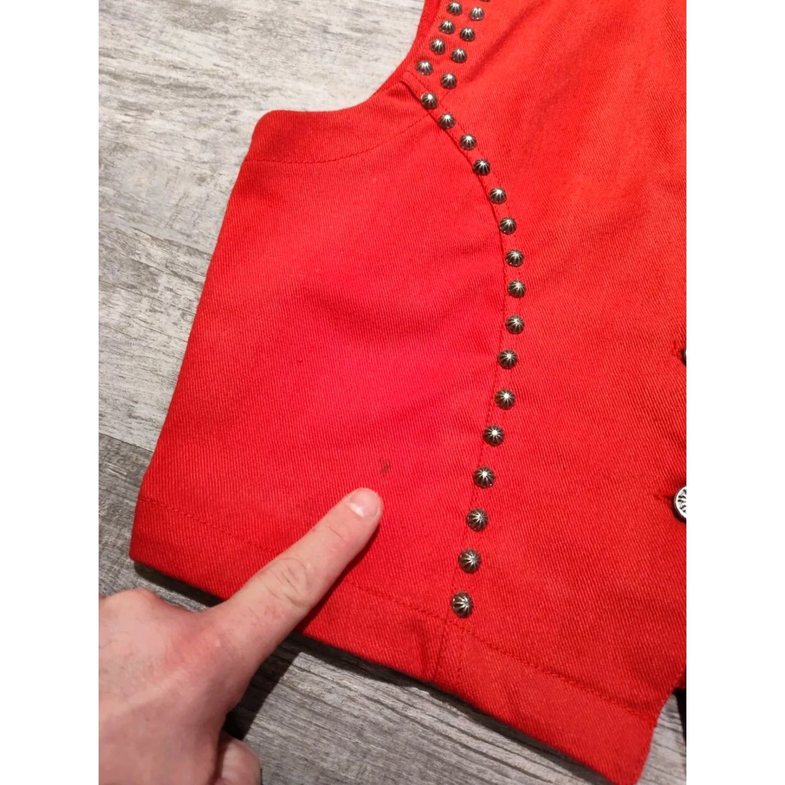 Denime VINTAGE Gordon James Denim Vest Women's Medium Red Western Rodeo Studded 80s Cowboy Sleeveless Size 32" / US 10 / IT 46 - 2 Thumbnail