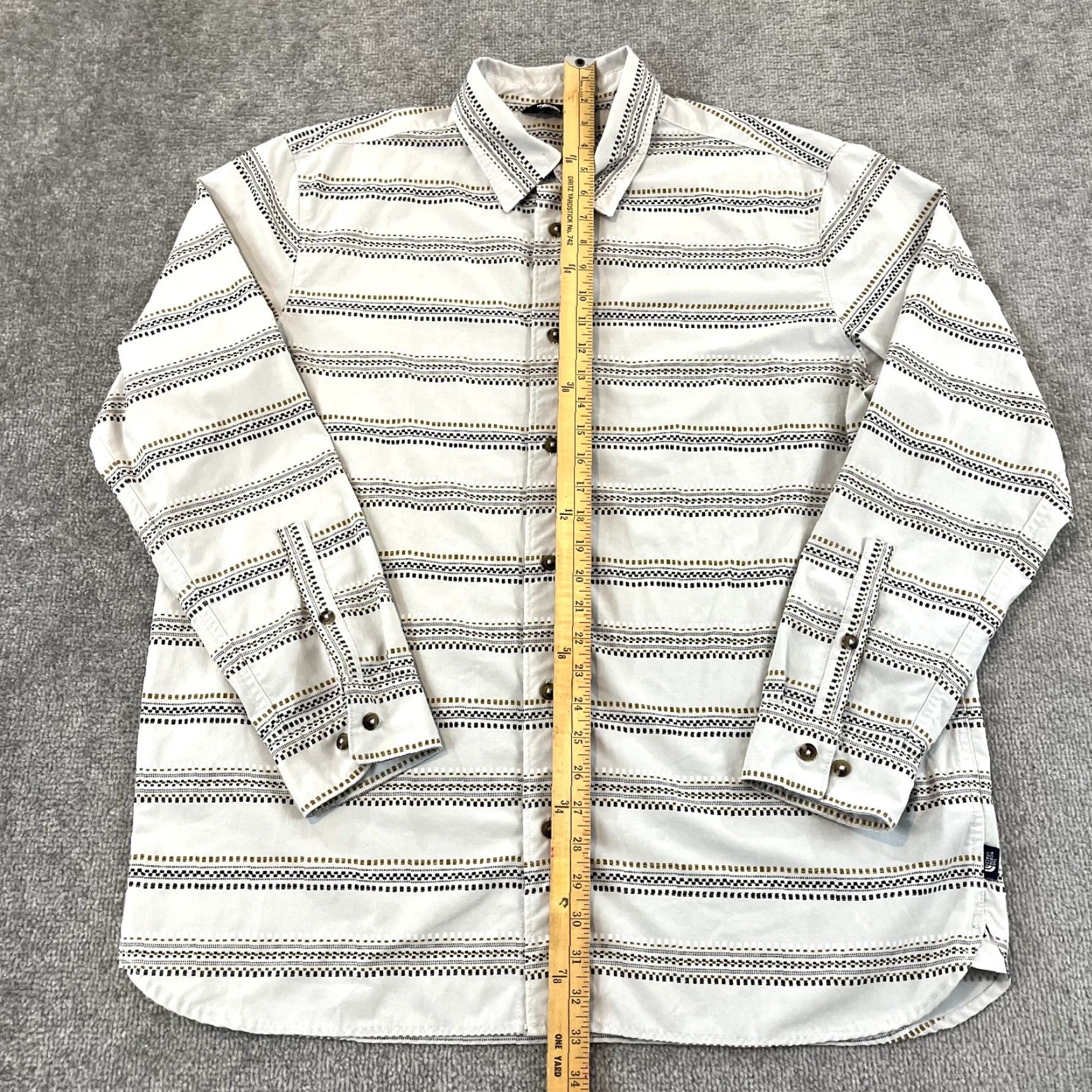 The North Face THE NORTH FACE Shirt Mens XL Ivory White Western Hiking Button Up L/S Size US XL / EU 56 / 4 - 3 Thumbnail
