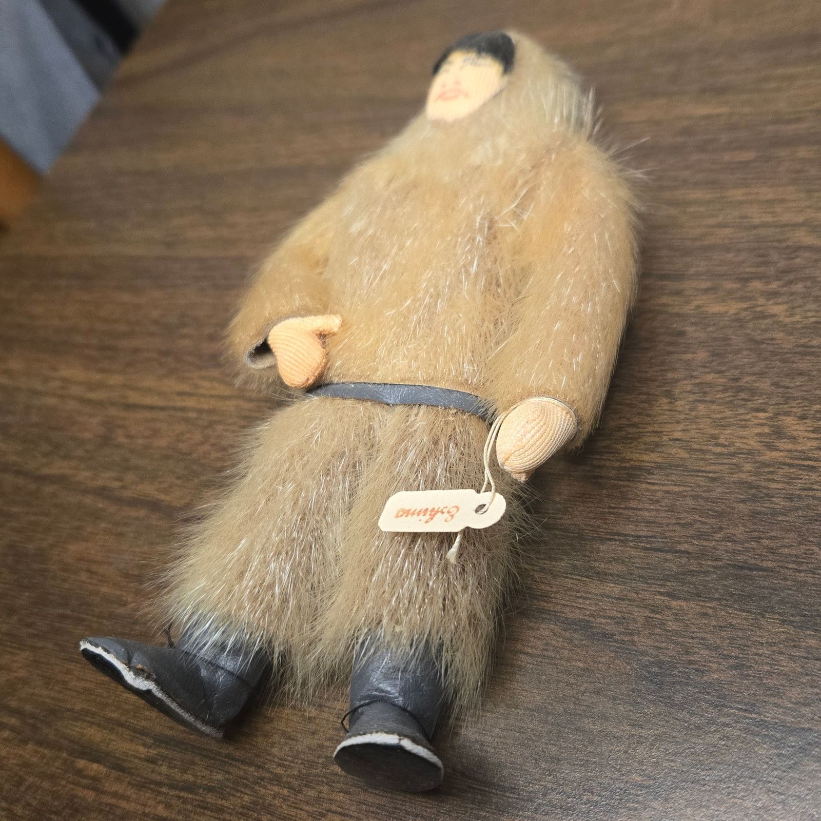 Vintage Vintage Inuit Doll Real Fur & Leather Alaska Souvenir Art Size ONE SIZE - 3 Thumbnail