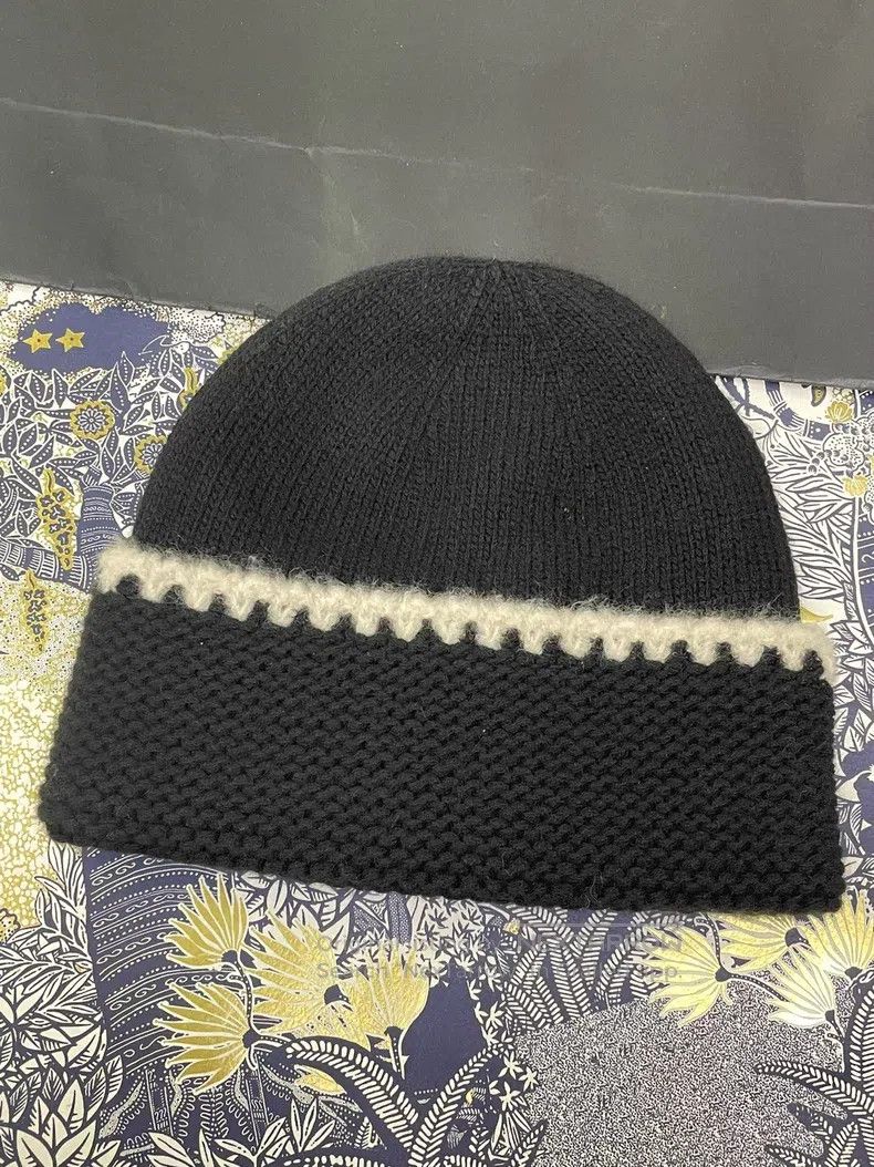 Chanel Chanel Black and white double C knitted cold cap Size ONE SIZE - 3 Thumbnail