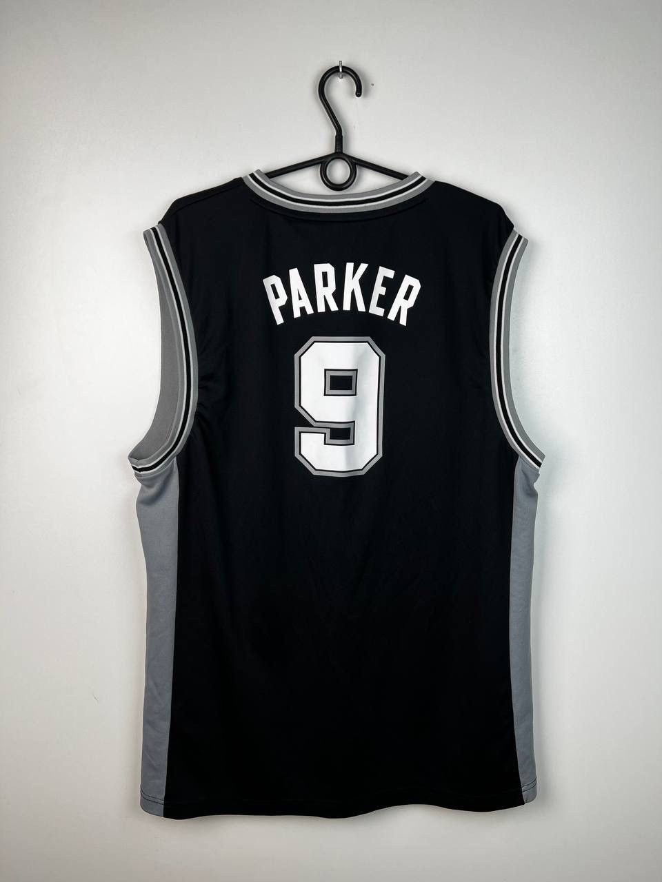 Vintage San Antonio Spurs Parker Jersey t-shirts size L Size US L / EU 52-54 / 3 - 2 Thumbnail