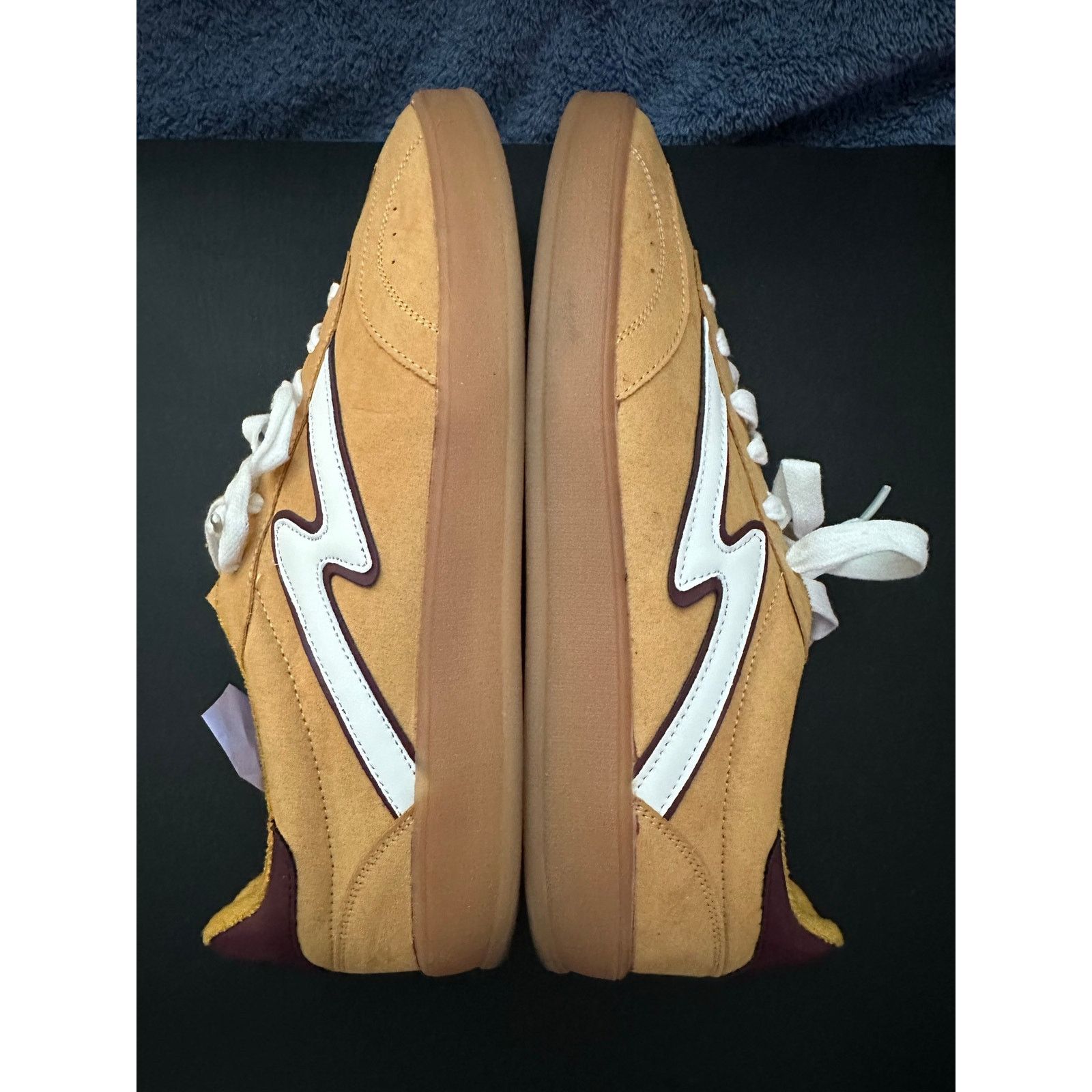 Steve Madden *NWT* Madden Girl Giia Women Sneakers - Size 11 Size US 11 / IT 41 - 4 Thumbnail
