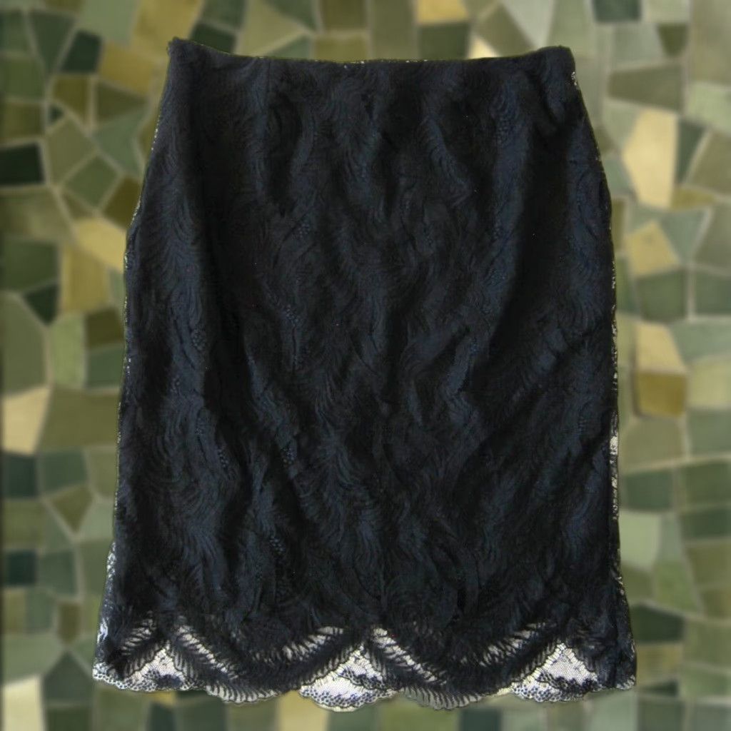 Club Monaco Club Monaco Black Floral Lace Straight Pencil Skirt Women 10 Size 32" / US 10 / IT 46 - 1 Thumbnail