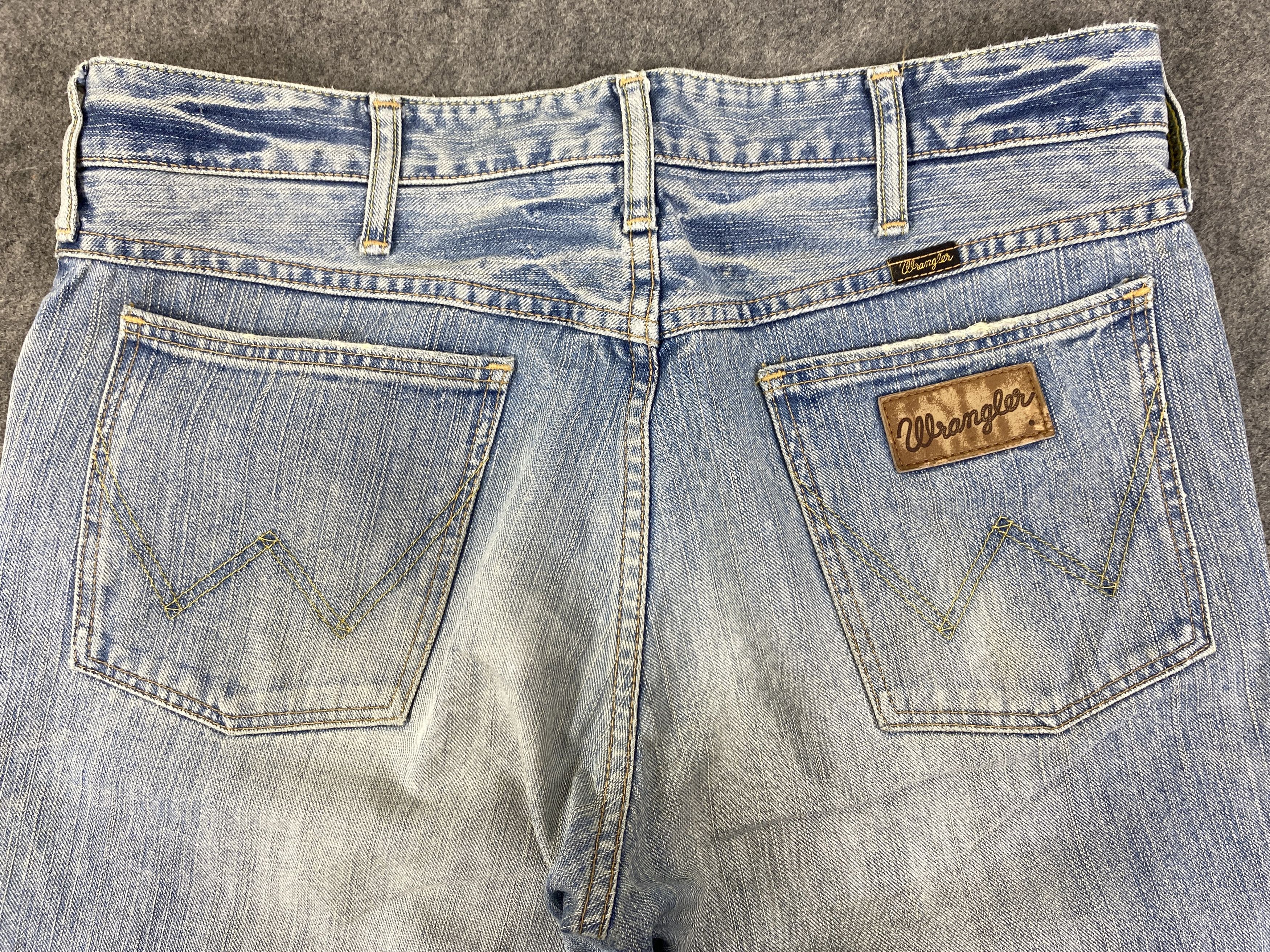 Japanese Brand Light Wash Vintage Wrangler Flare 34x30.5 Denim - JN3320 Size US 34 / EU 50 - 4 Thumbnail