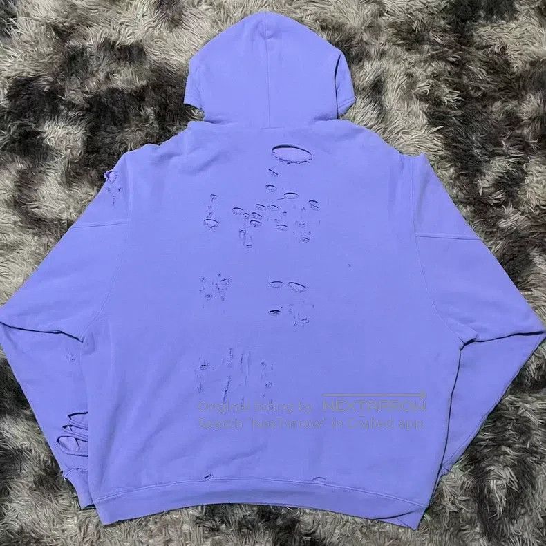 Balenciaga Balenciaga Large Hole Purple Letter Logo Hoodie Size US S / EU 44-46 / 1 - 2 Thumbnail
