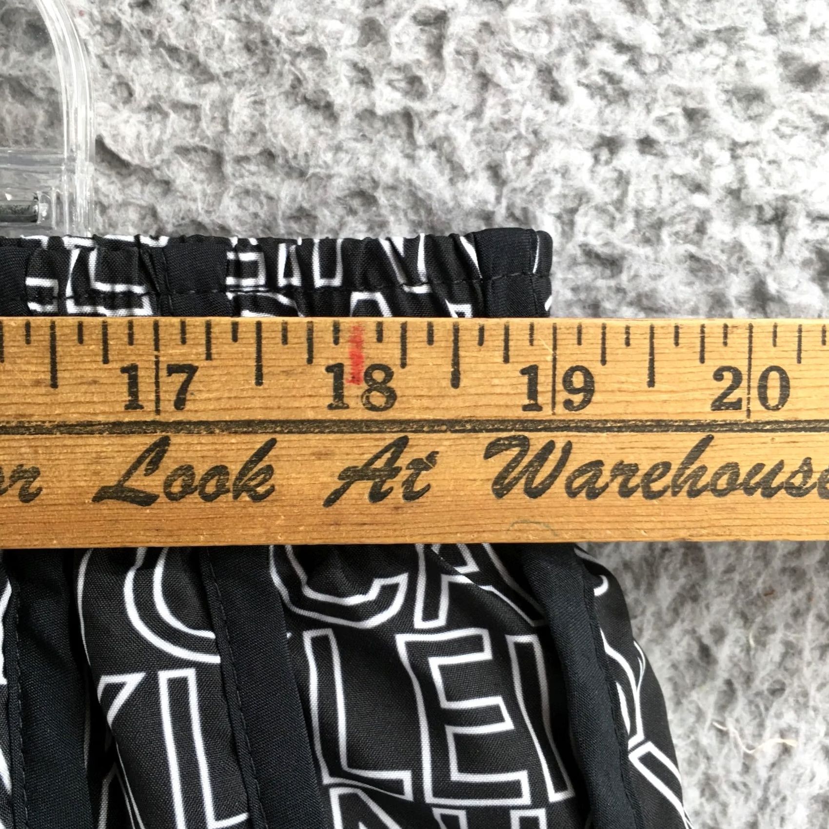 Calvin Klein Calvin Klein Athletic Womens 2XL Black Activewear Short High Rise Pull Elastic Waist Size 40" / US 18 - 5 Thumbnail
