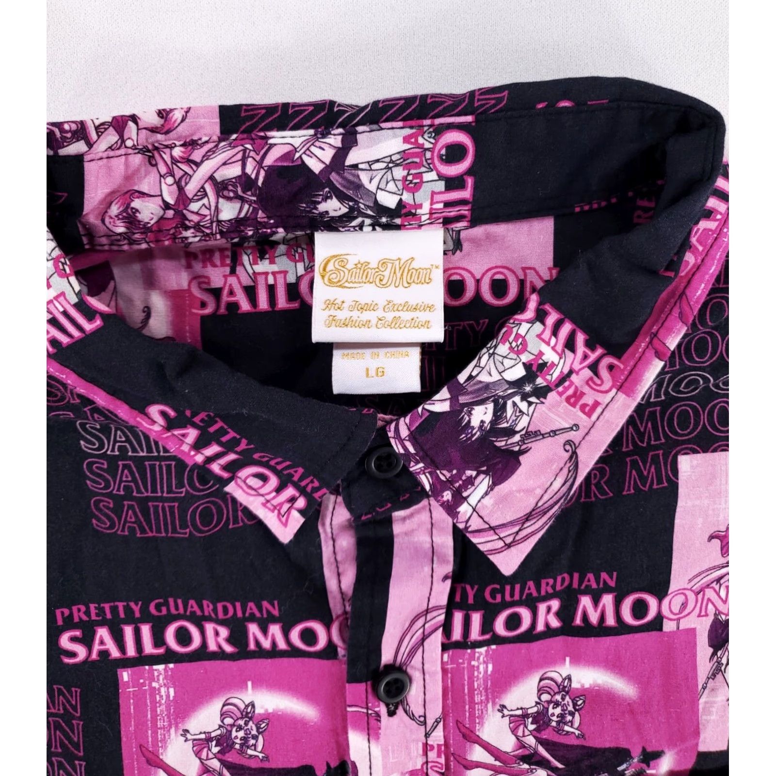 Hot Topic Hot Topic Sailor Moon Exclusive Fashion Collection Short Sleeve Mens L Shirt Multicolor Mens L Size US 33 - 2 Thumbnail