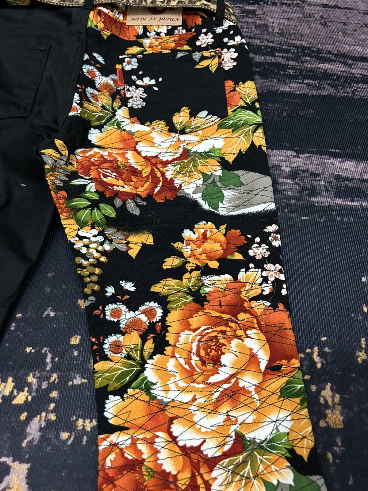 Japanese Brand Japanese Brand Glamdy Flower Motive Restructure Flare Pants Size US 32 / EU 48 - 8 Thumbnail