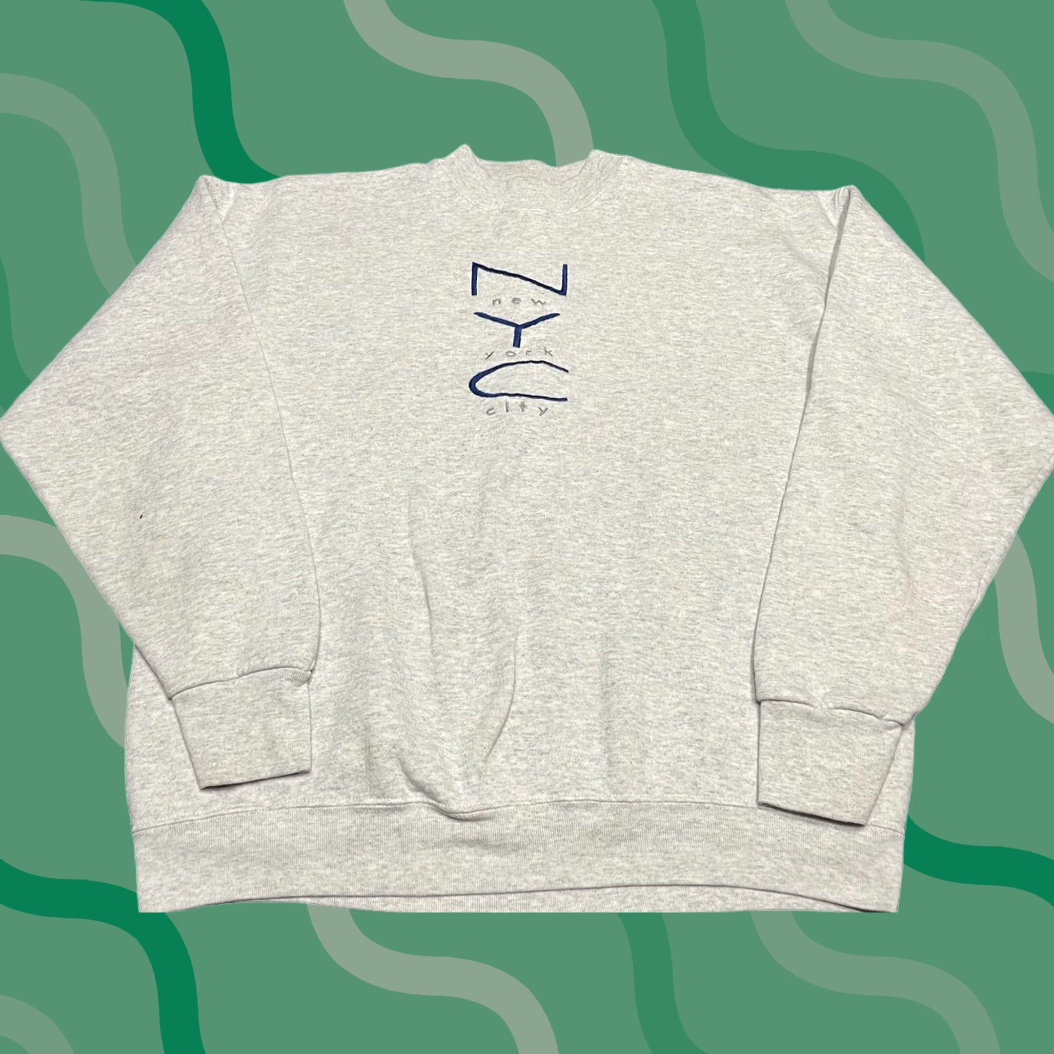 Vintage VINTAGE Hanes Heavy Weight USA New York City Crewneck Sweatshirt Embroidered XL Blue Mens Regular Long Sleeve Pullover Sweatshirt Size US XL / EU 56 / 4 - 1 Thumbnail