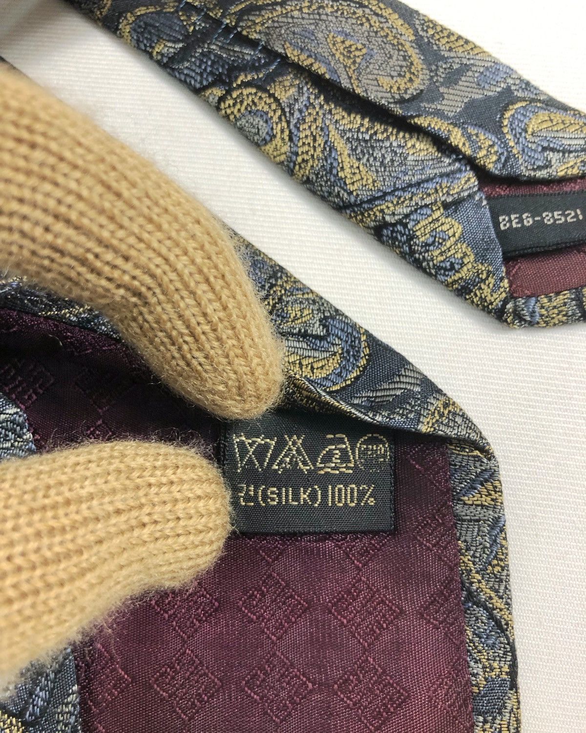 Givenchy × Vintage Rare Vintage Givenchy Cravates Silk Tie Size ONE SIZE - 7 Thumbnail