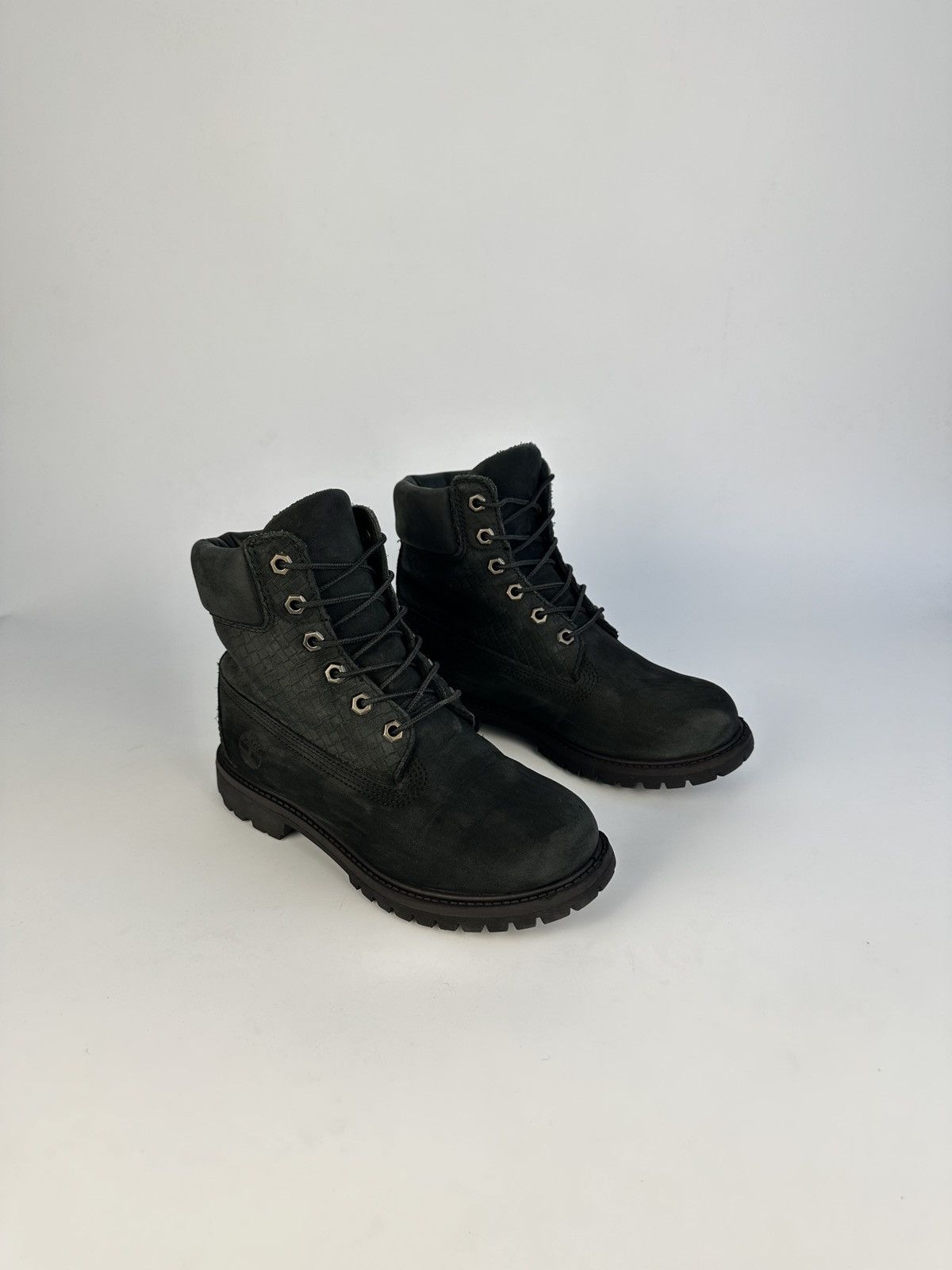 Timberland Timberland 6" Premium Black Leather Boots Size 6W Primaloft Size US 6 / IT 36 - 1 Thumbnail