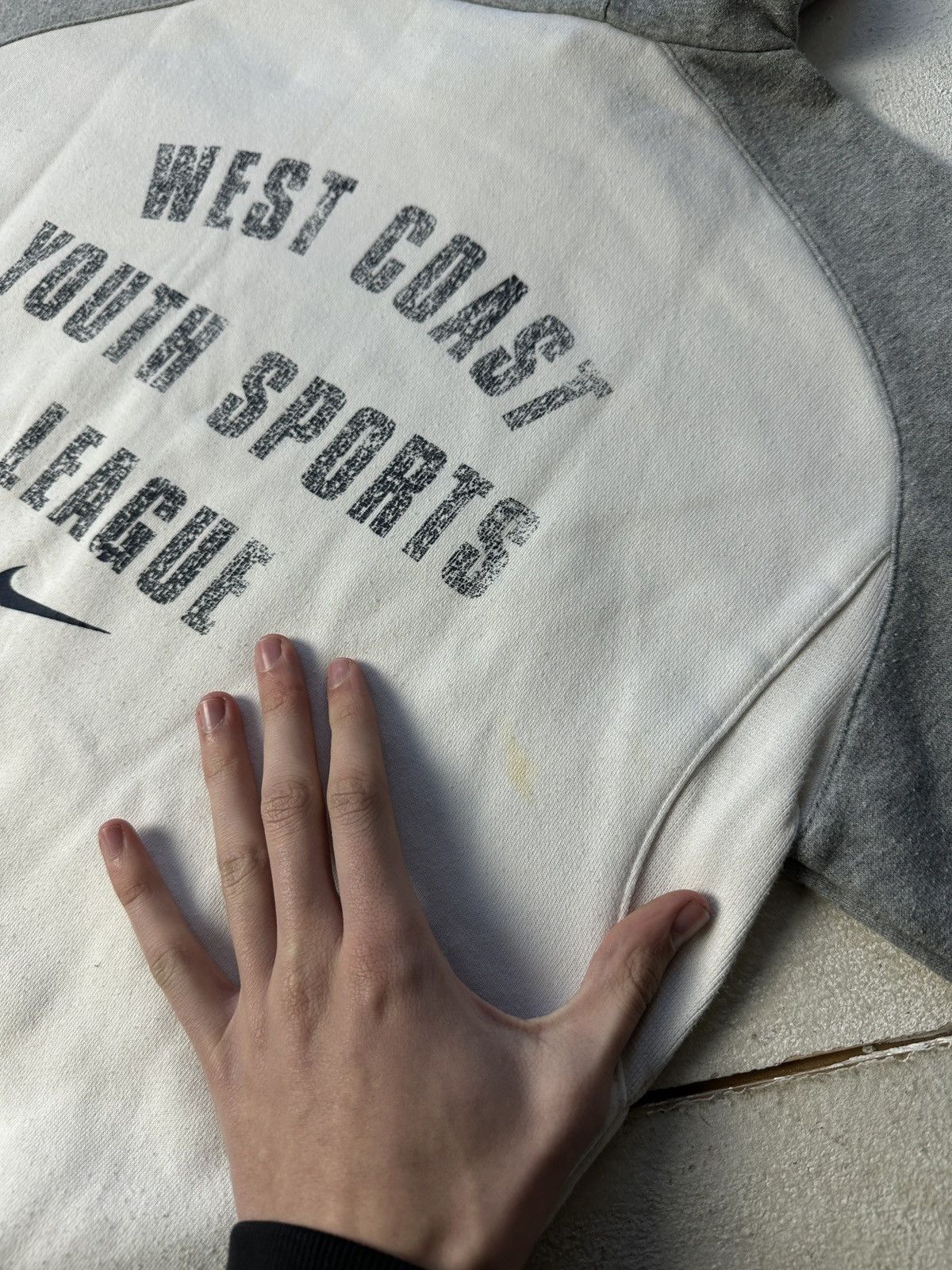Nike 🚨Nike Y2K White BOXY Hoodie RARE Vintage Skategang Drill Size US S / EU 44-46 / 1 - 15 Thumbnail