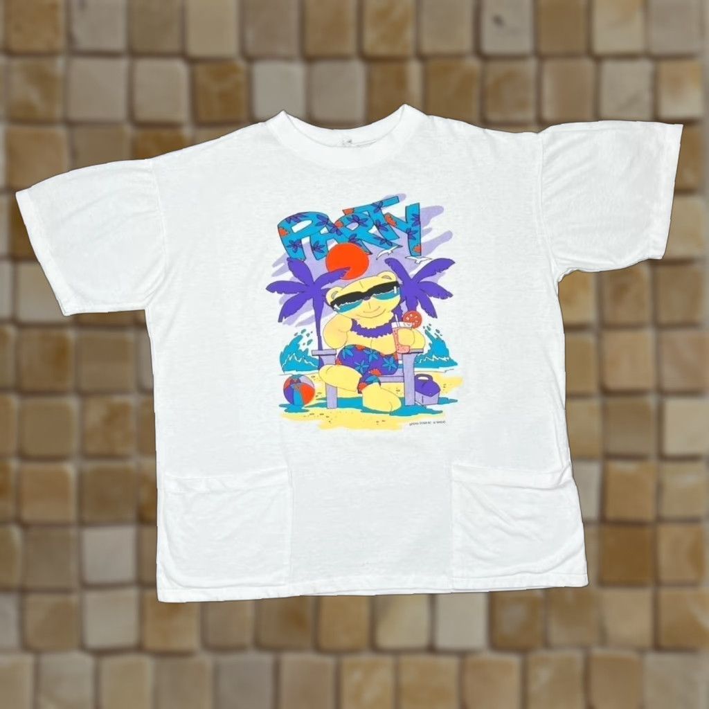 Vintage VINTAGE Party Cartoon Bear Souvenir Graphic Single Stitch T-Shirt XL Men White 1995 Mens Shirt Graphic 90s Event Size US XL / EU 56 / 4 - 1 Thumbnail