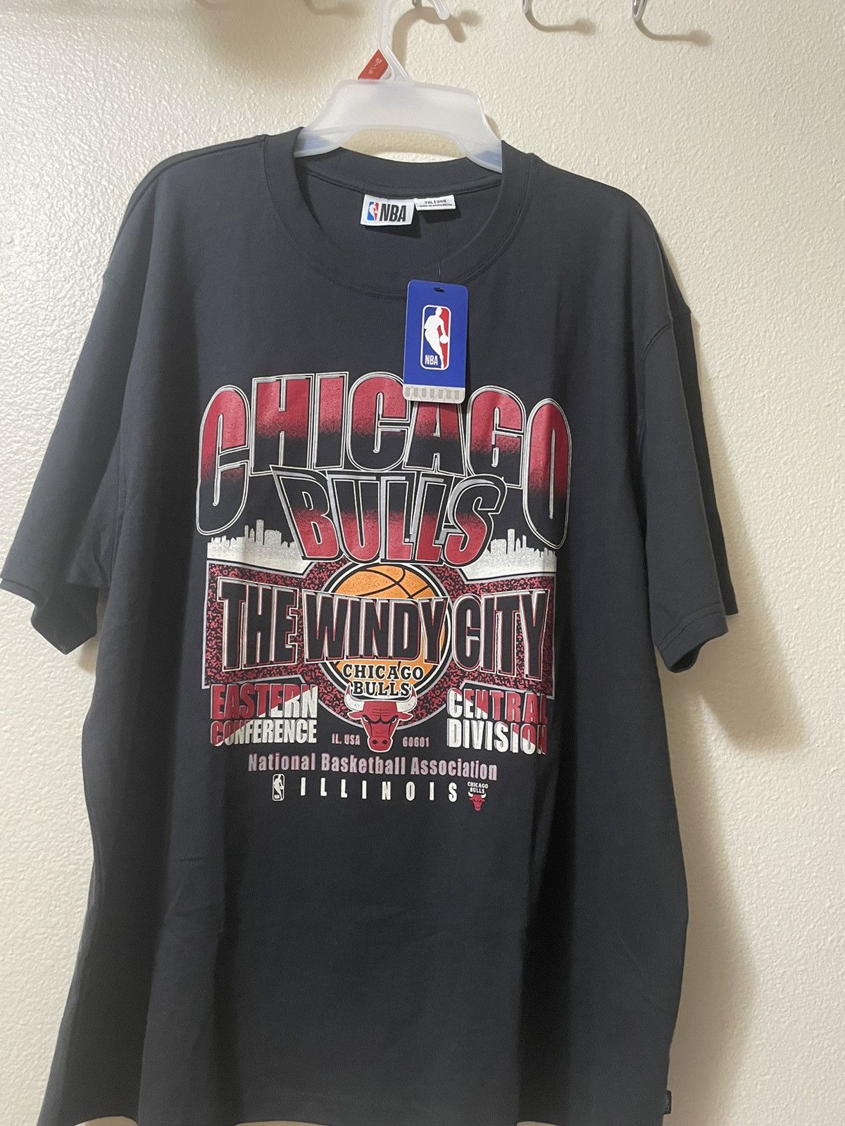 NBA Chicago Bulls NBA Graphic Tee Size US XXL / EU 58 / 5 - 1 Thumbnail