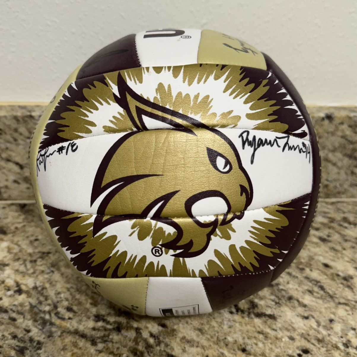 NCAA 2019 Texas State Bobcats Sun Belt Champ Autograph Volleyball Size ONE SIZE - 4 Thumbnail