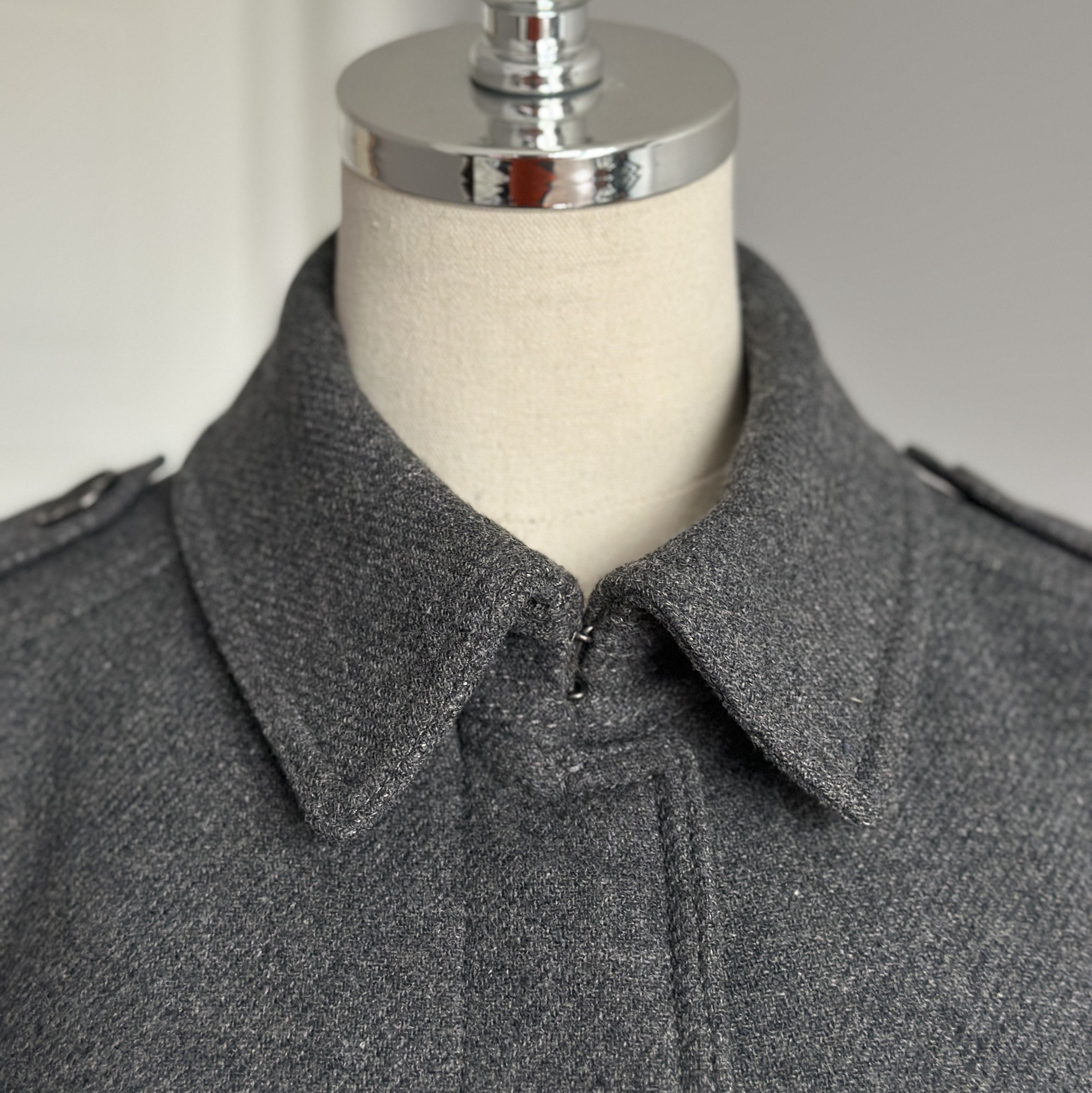Burberry BURBERRY BRIT Women's Wool Coat Grey UK14 US12 ITA48 GER42 Size L / US 10 / IT 46 - 4 Thumbnail