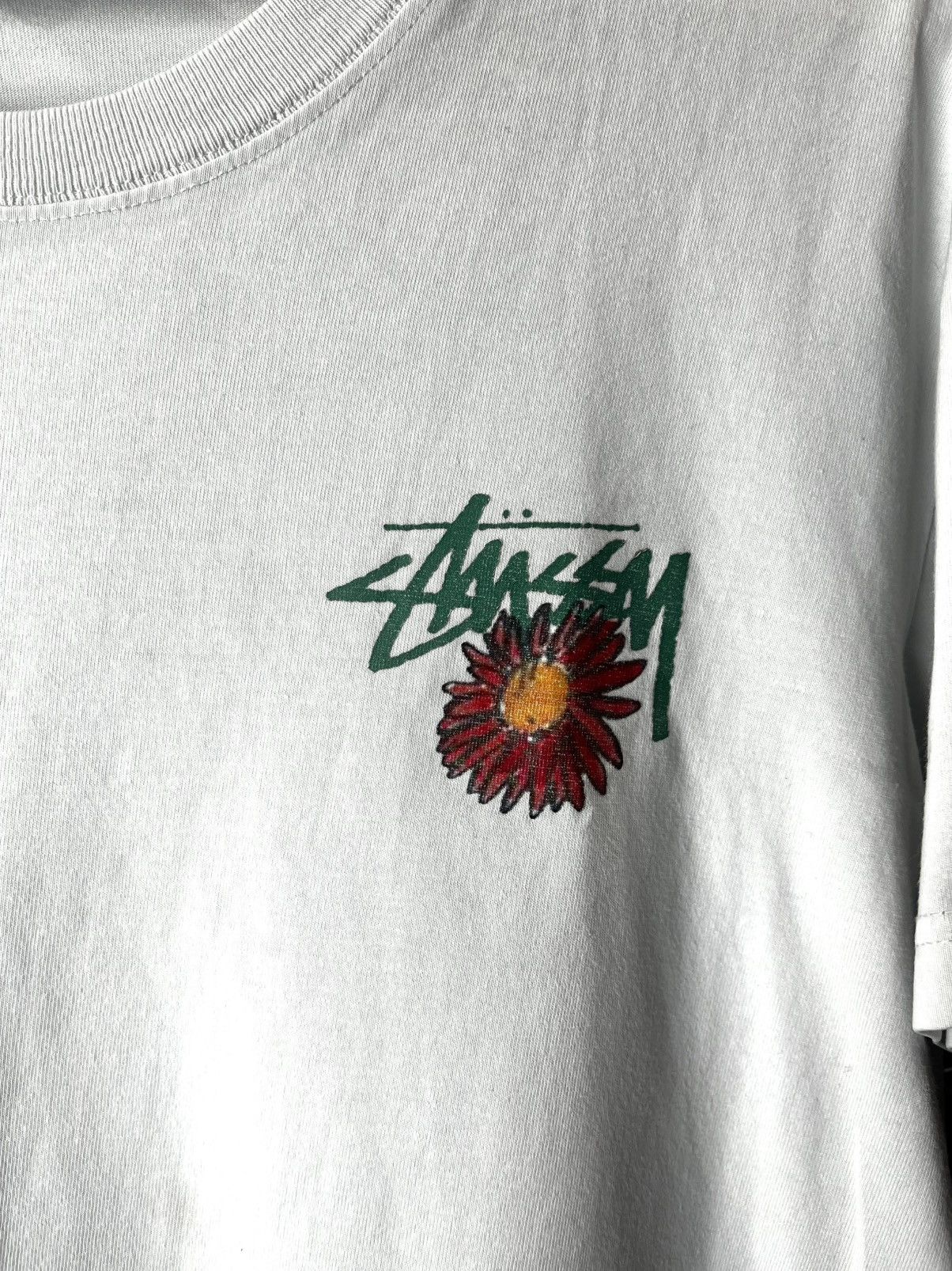 Stussy Vintage Stussy Flowers Skull Skeleton T Shirt Size US S / EU 44-46 / 1 - 3 Thumbnail
