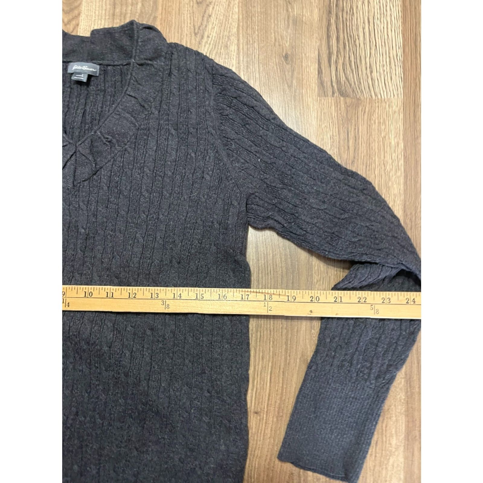 Eddie Bauer Eddie Bauer Sweater Women's Large Gray V-neck Pullover Knit Ribbed Size L / US 10 / IT 46 - 5 Thumbnail