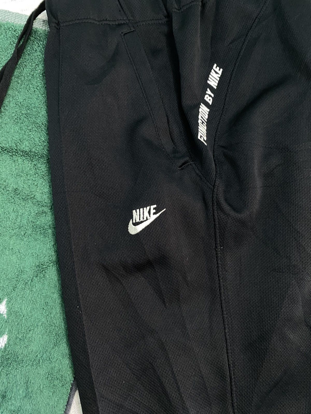 Nike × Playstation × Travis Scott 💥 VINTAGE NIKE 90S JAPAN SWOOSH TRACK PANTS Y2K Size US 34 / EU 50 - 3 Thumbnail