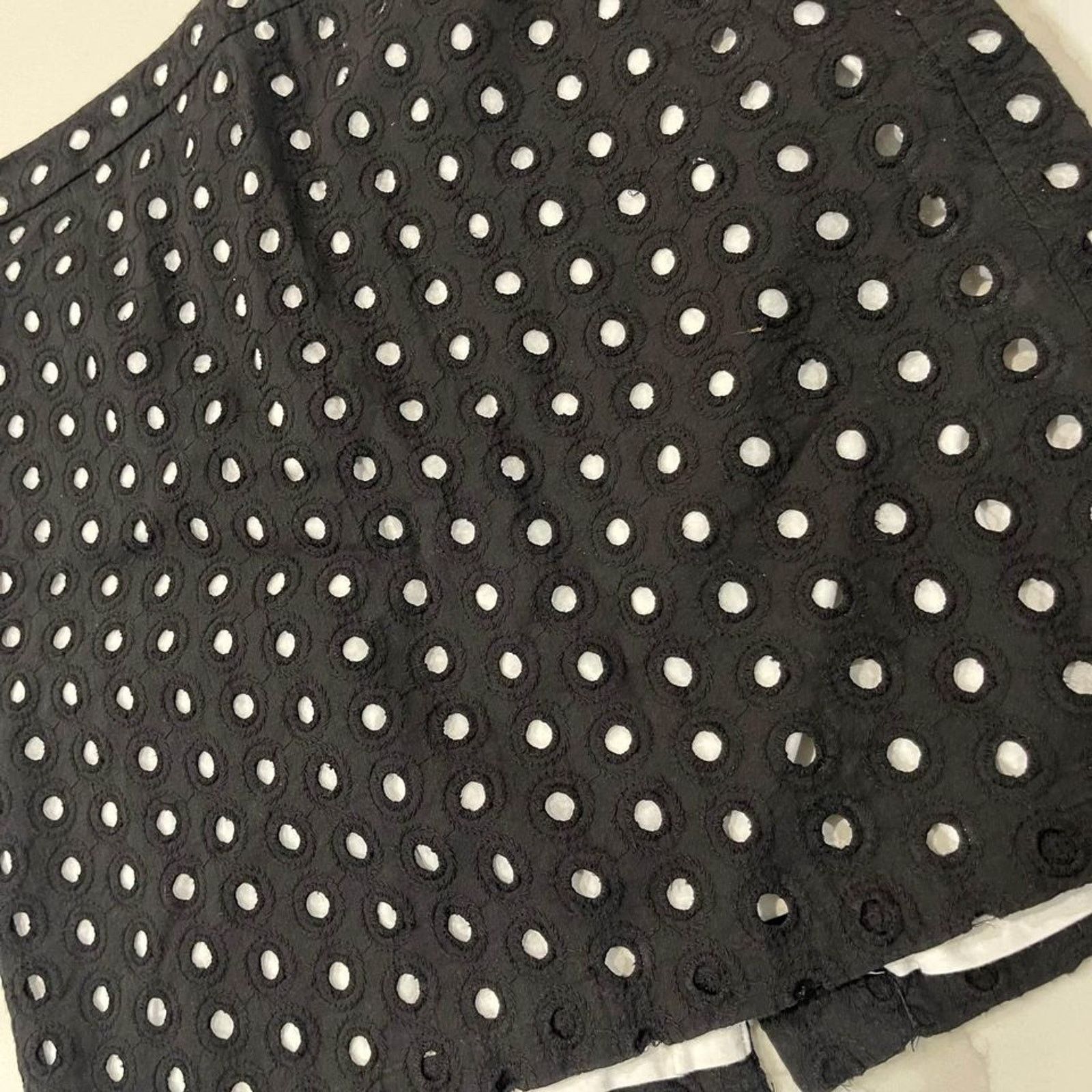 Loft Ann Taylor LOFT Polka Dot Mini Skirt Pockets Women's 6 Size 28" / US 6 / IT 42 - 2 Thumbnail