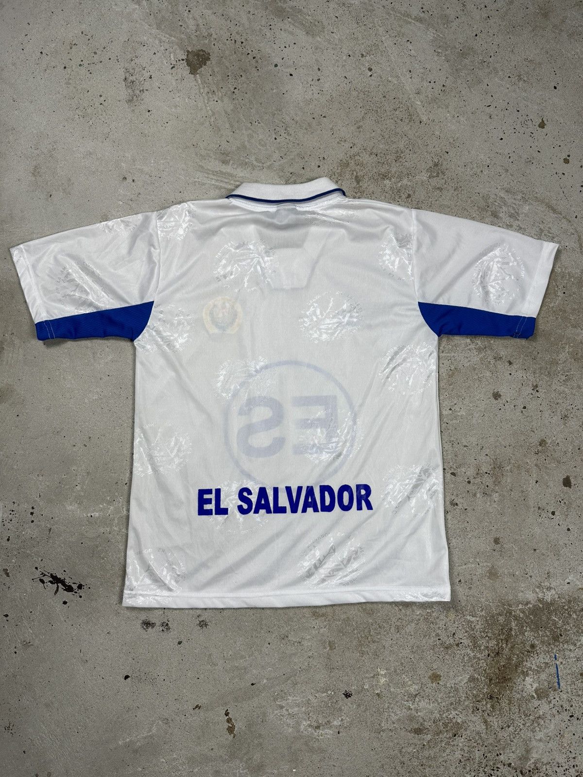 Vintage Vintage 2000s Atletica x El Salvador White Jersey Home/Away Size US M / EU 48-50 / 2 - 2 Thumbnail