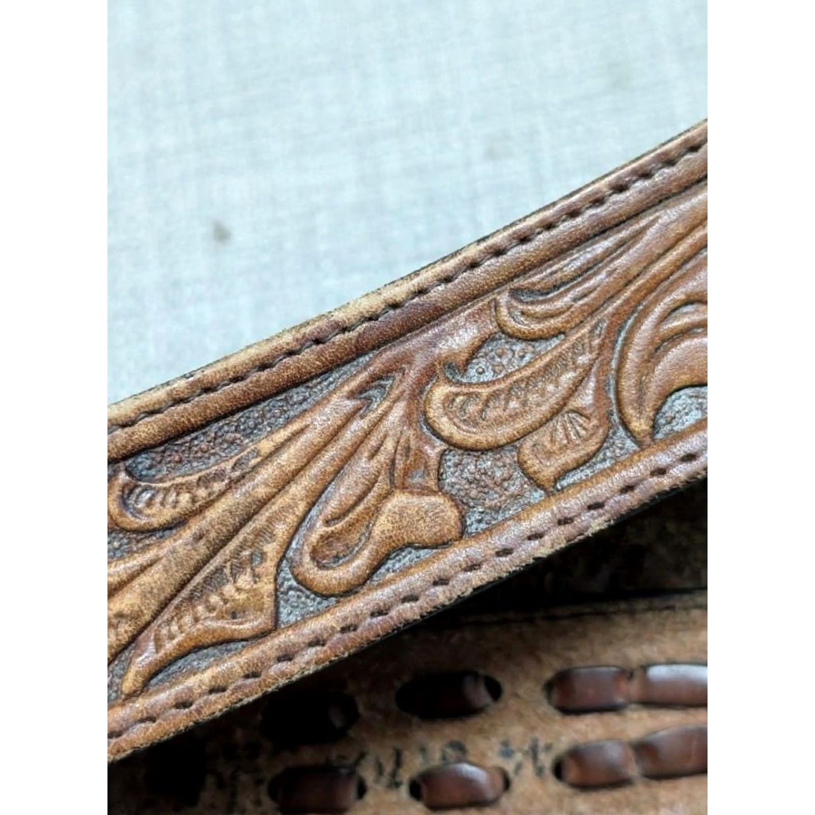 Vintage VINTAGE Silver Creek belt western belt Tooled cowhide leather 42 brown USA Made 42/43 Buckle Western Mens Size 42 - 6 Thumbnail