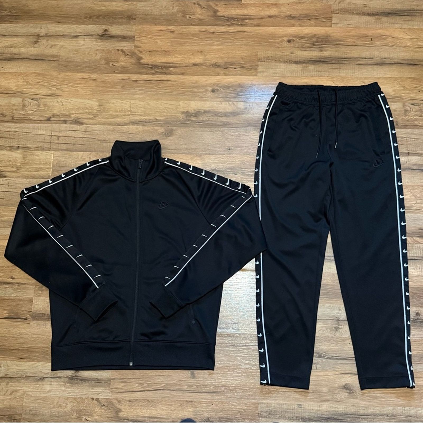 Nike NWOT Nike Zip Up Sweatshirt Sweatpant Matching Set Sweatsuit Size US M / EU 48-50 / 2 - 3 Thumbnail