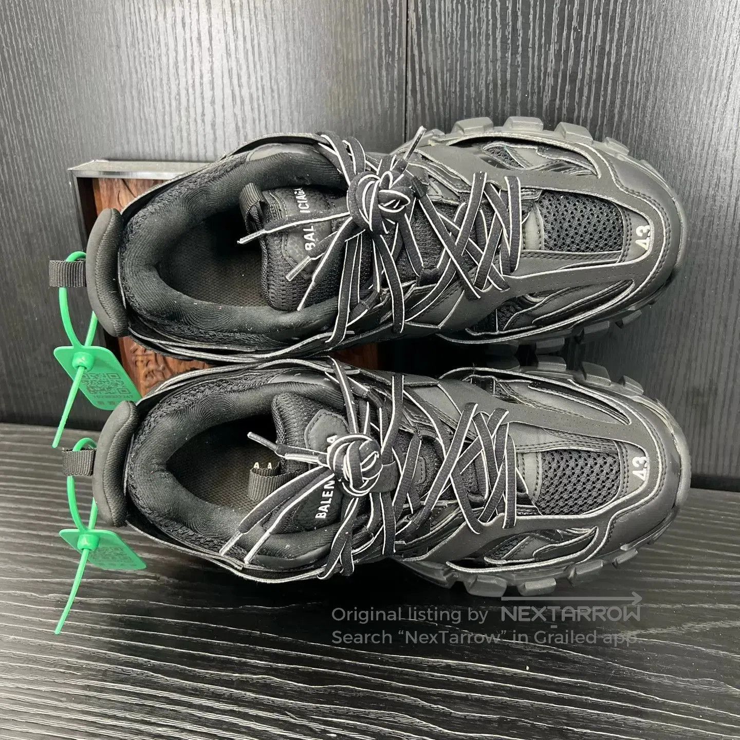 Balenciaga Black Chunky Lowtop Sneakers Size 10. Size US 10 / EU 43 - 7 Thumbnail