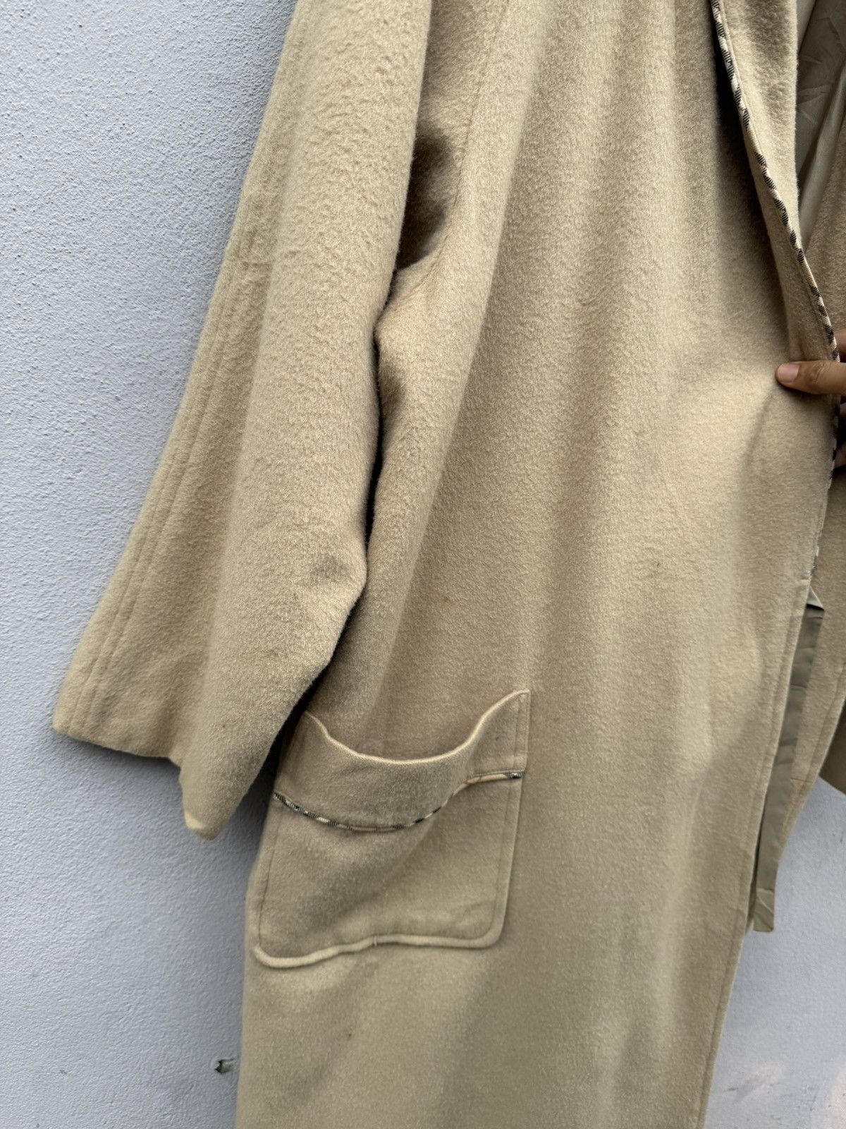 Burberry BURBERRY LONDON Iconic Beige Checkered Robe / Luxury Size 40 - 11 Thumbnail