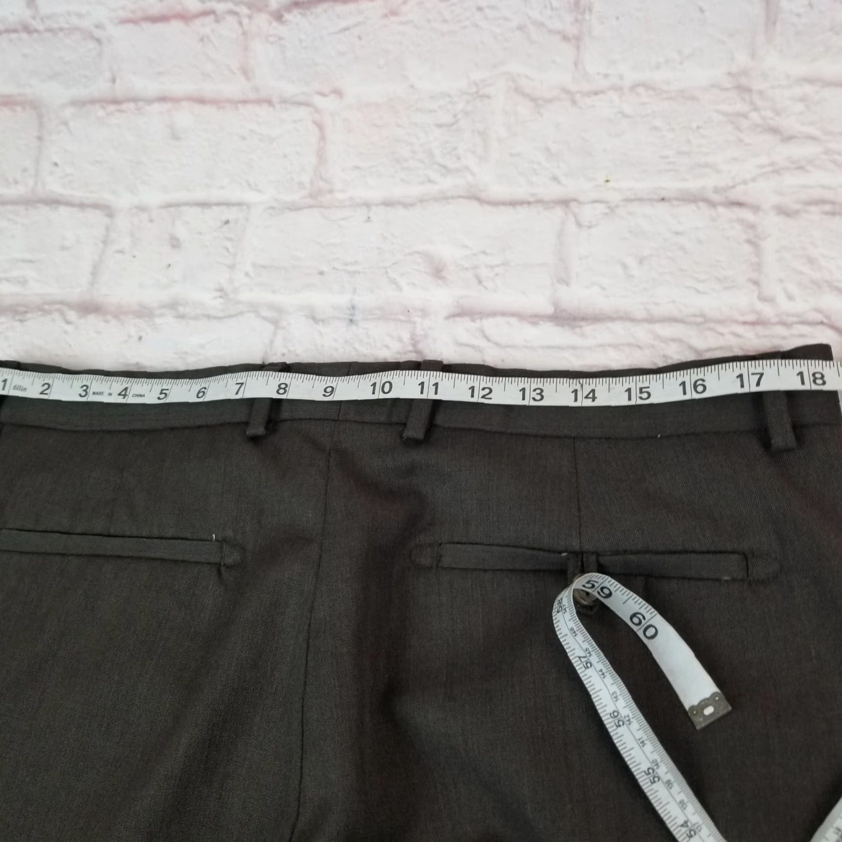 Banana Republic Banana Republic Pants Mens 38 x 31 Black Slacks Trousers Size US 38 / EU 54 - 7 Thumbnail