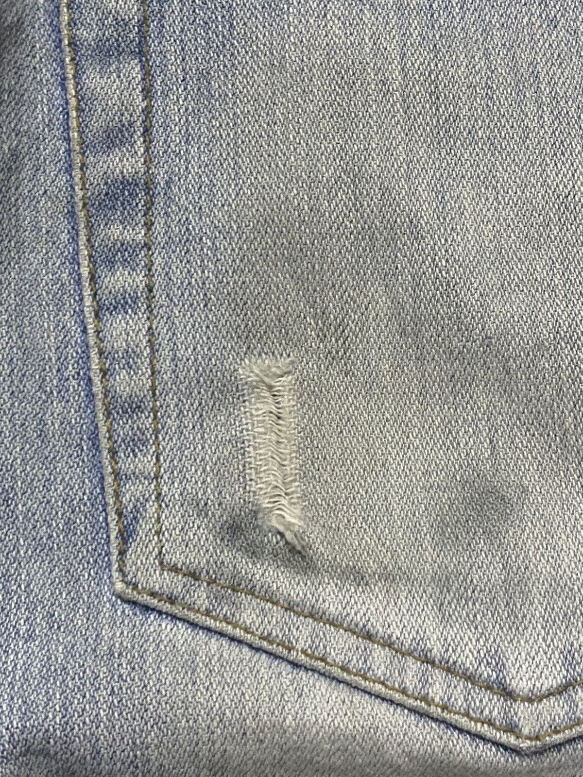 Vintage Vintage Japanese Brand Faded Light Wash Loose Jeans Size US 30 / EU 46 - 11 Thumbnail