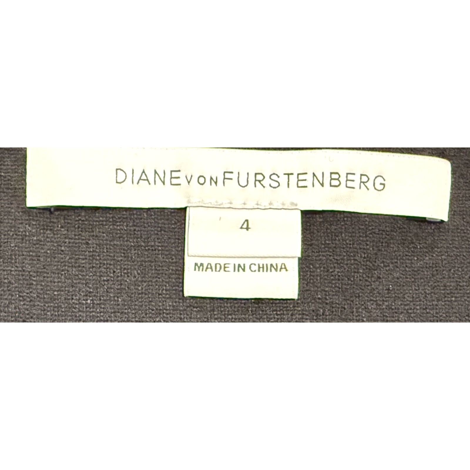 Diane von Furstenberg Diane von Furstenberg Panel Marta Pencil Skirt Black White Multicolor 4 EUC Women Knee Length Wool Acrylic Polyamide Straight & Pencil Size 4 Size 27" / US 4 / IT 40 - 4 Thumbnail