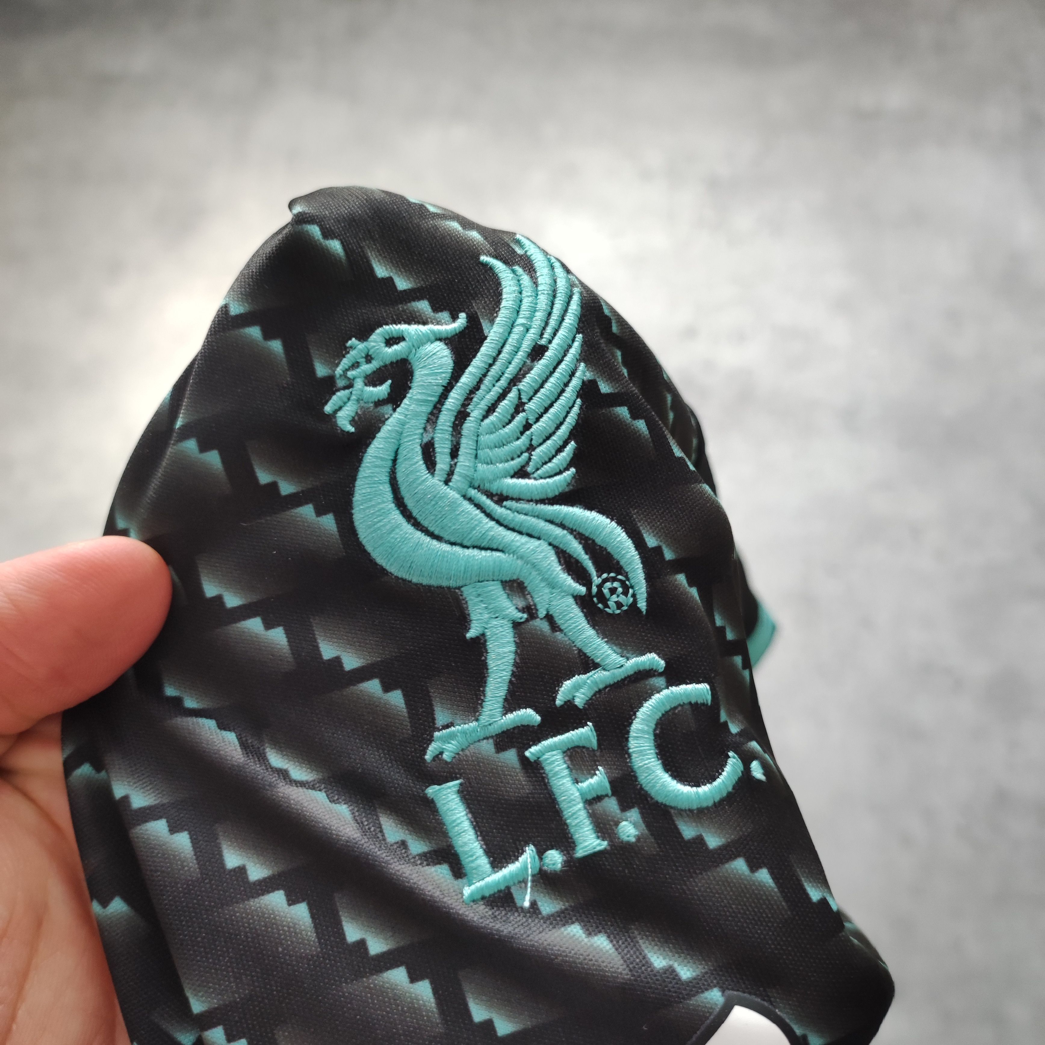 Other RARE #9 Firmino New Balance Liverpool FC 19/20 Third Jersey Size US S / EU 44-46 / 1 - 7 Thumbnail