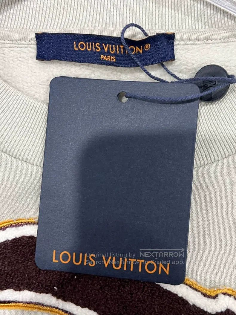 Louis Vuitton Louis Vuitton 2023fw's latest flocked chest graffiti logo Size US S / EU 44-46 / 1 - 3 Thumbnail