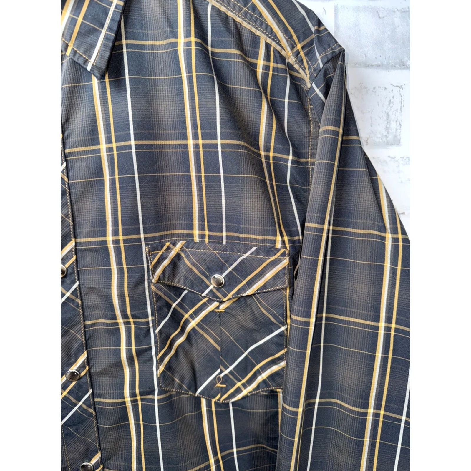 Vintage KUHL Plaid Long Sleeve Shirt Mens L Button-Down Snap Closure Brown Regular Size Shirt Size US L / EU 52-54 / 3 - 3 Thumbnail