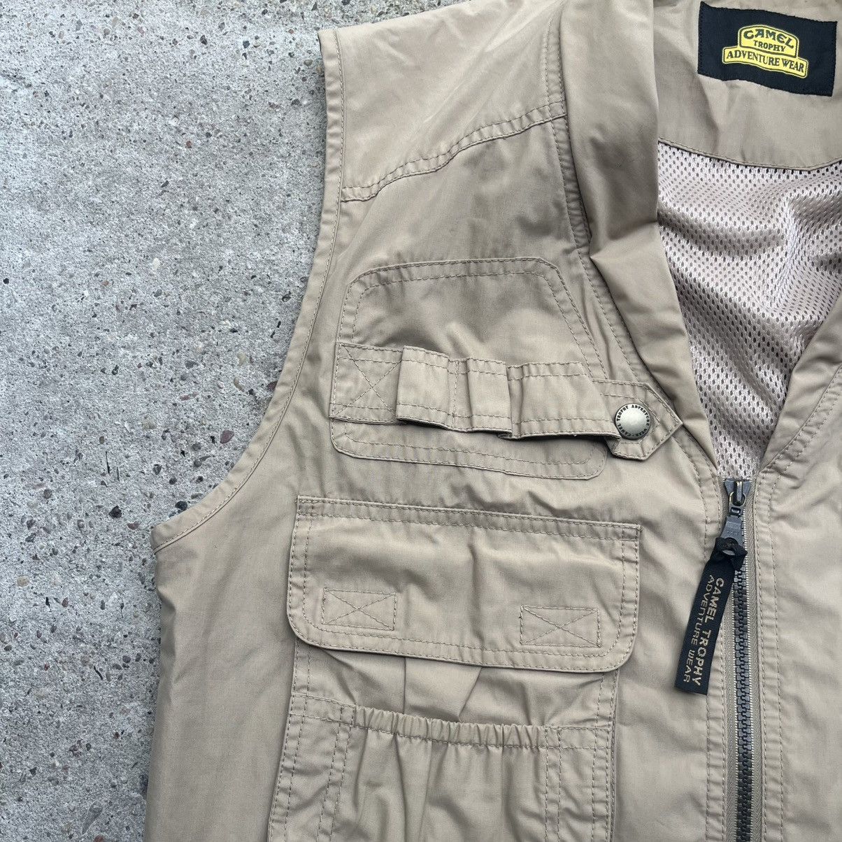 Camel 90’s Vintage Camel Vest Military Tactical Vest Travis Scott Size US L / EU 52-54 / 3 - 7 Thumbnail