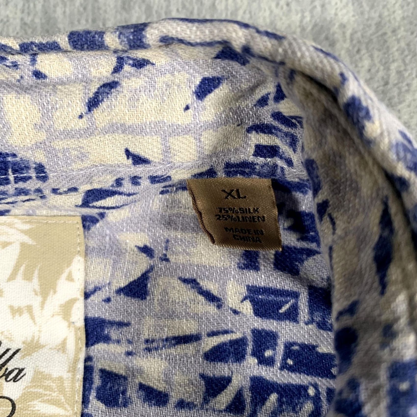 Tasso Elba Tasso Elba Island Shirt Mens XL Blue White Silk Linen Hawaiian Camp Button Front Size US XL / EU 56 / 4 - 4 Thumbnail