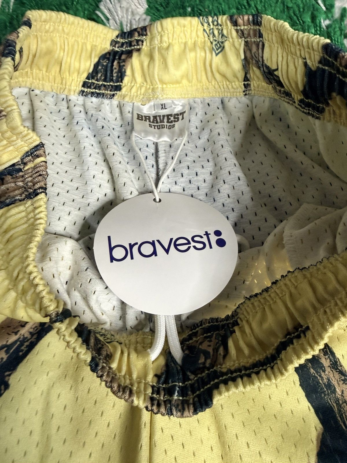 Bravest Studios Bravest Studios Yellow/Brown Trees Shorts XL Size US 36 / EU 52 - 4 Thumbnail
