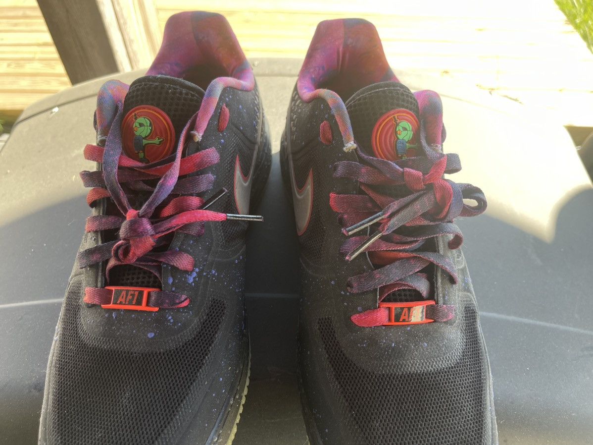 Nike Nike Air Force One “Area 72” Size US 10.5 / EU 43-44 - 2 Thumbnail