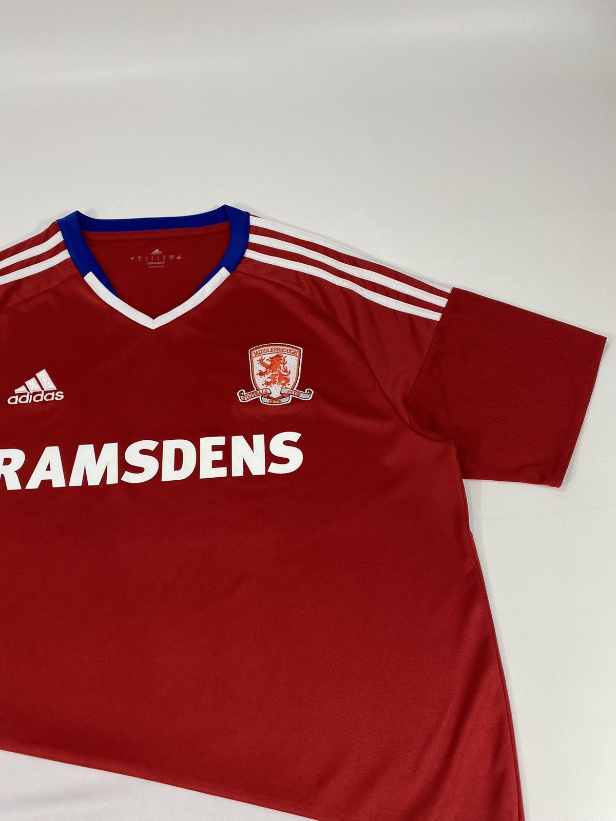 Adidas 2016 2017 Adidas FC Middlesbrough Home Jersey T-shirt Size US L / EU 52-54 / 3 - 5 Thumbnail