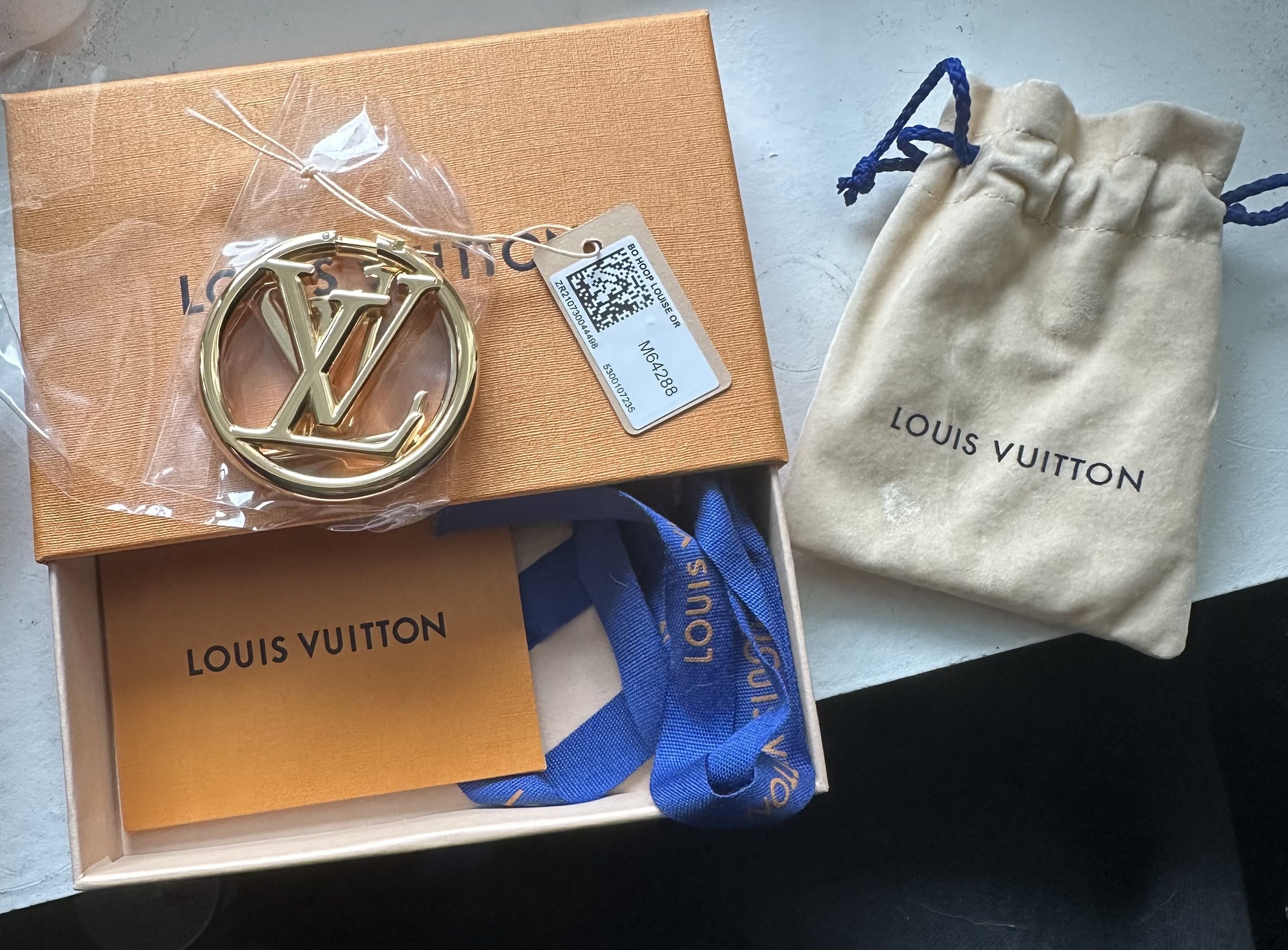 Louis Vuitton Louis Vuitton Hoop Earrings Size ONE SIZE - 1 Thumbnail