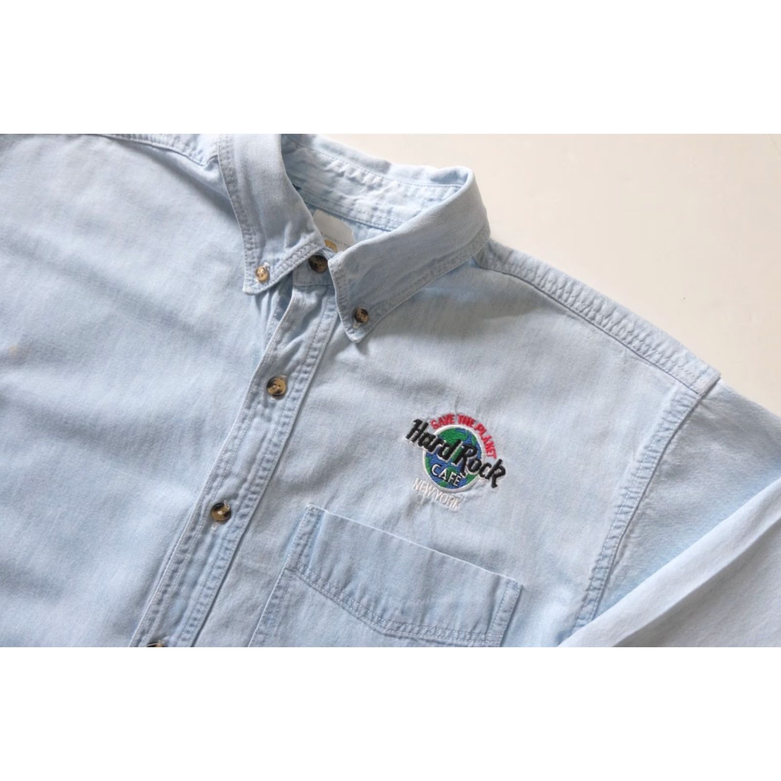 Hard Rock Cafe VINTAGE Hard Rock Cafe Denim Shirt Casual Button-Down XL Men Blue 90s New York Save the Planet Embroidered Button-Up Short/Long Sleeve? Size US XL / EU 56 / 4 - 5 Thumbnail