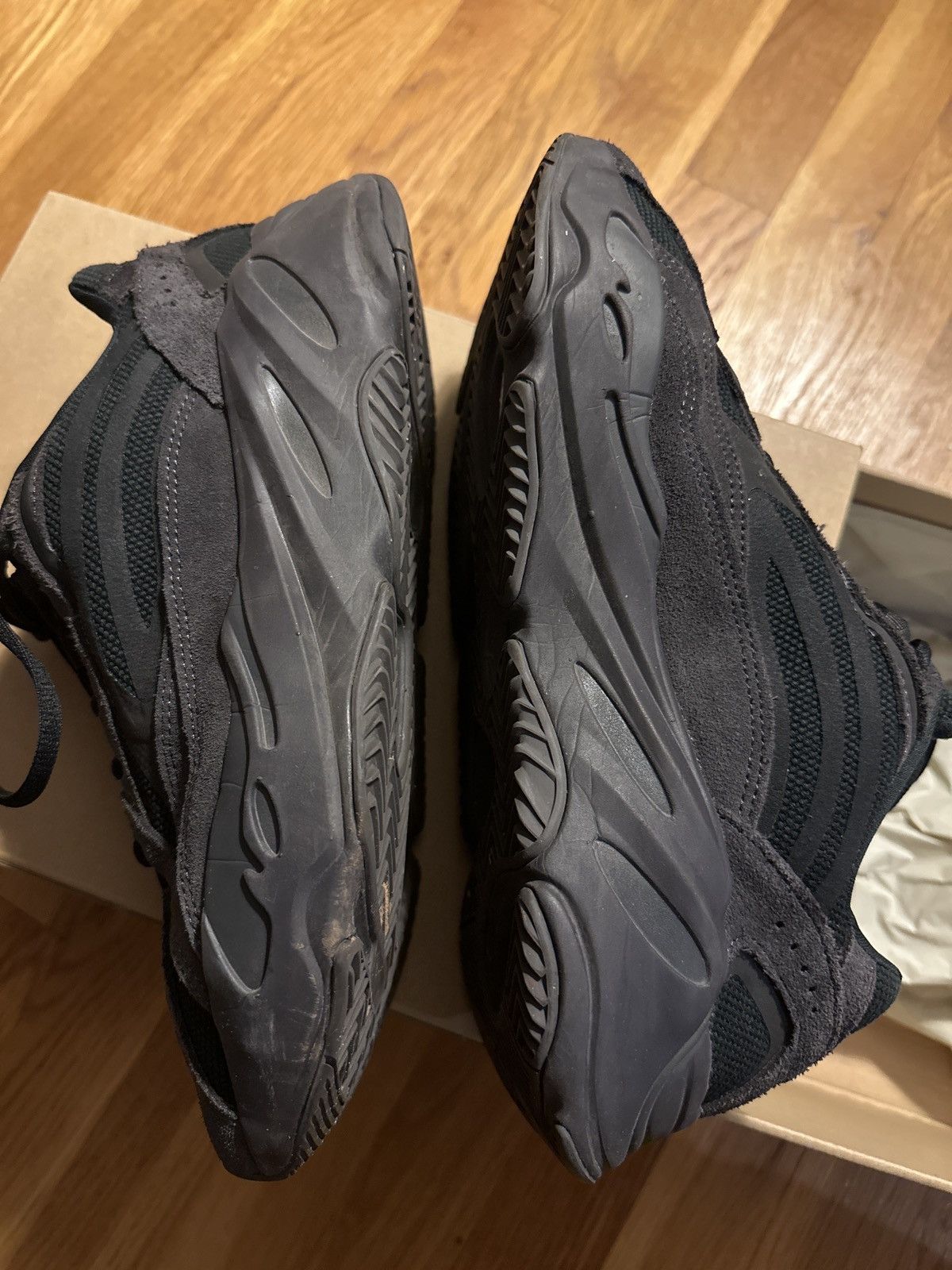 Adidas × Yeezy Yeezy boost 700 vanta Size US 9 / EU 42 - 2 Thumbnail