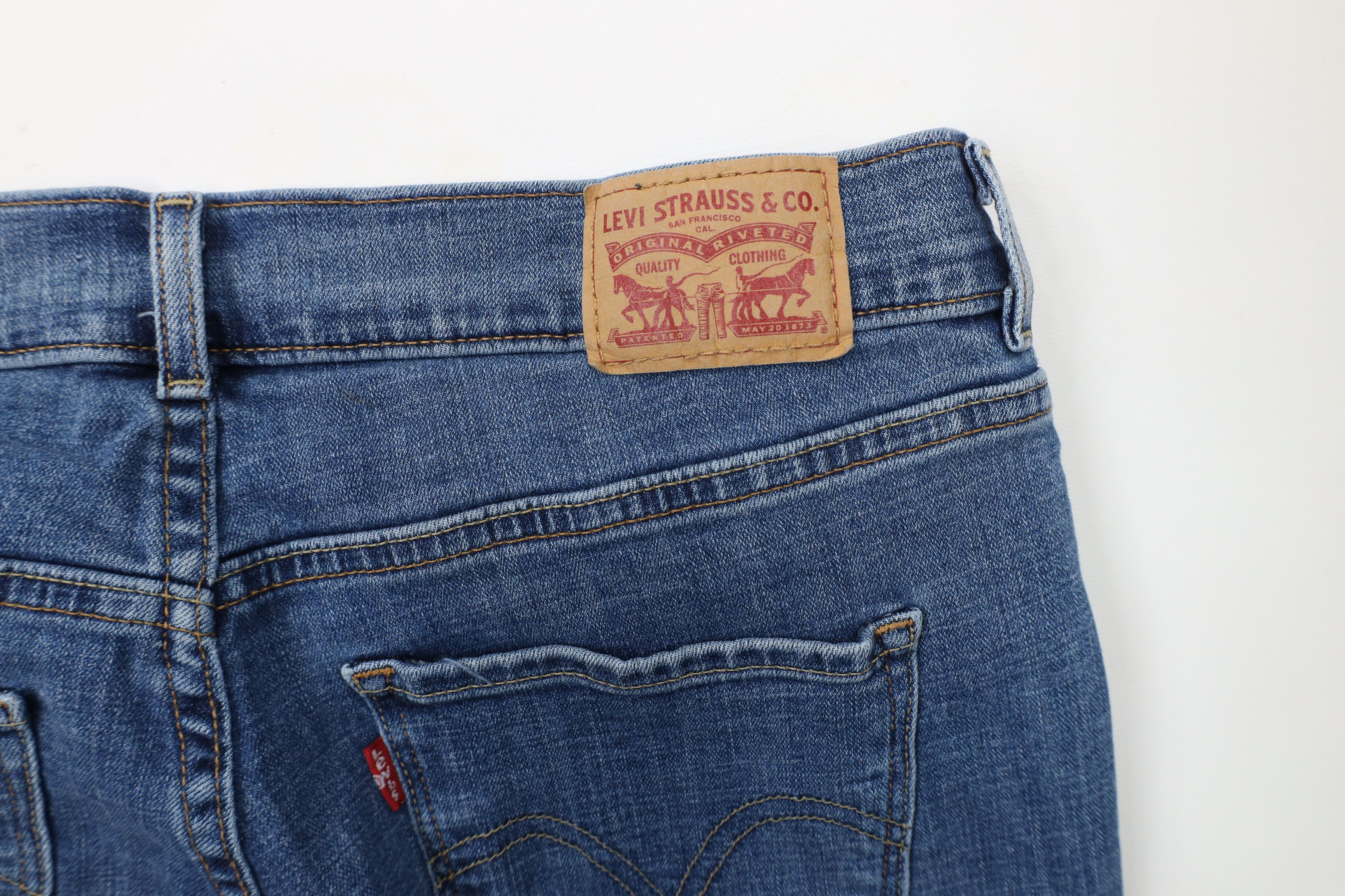 Levi's × Vintage Vintage Y2K Levis Flared Classic Boot Cut Denim Jeans Size 30" / US 8 / IT 44 - 14 Thumbnail