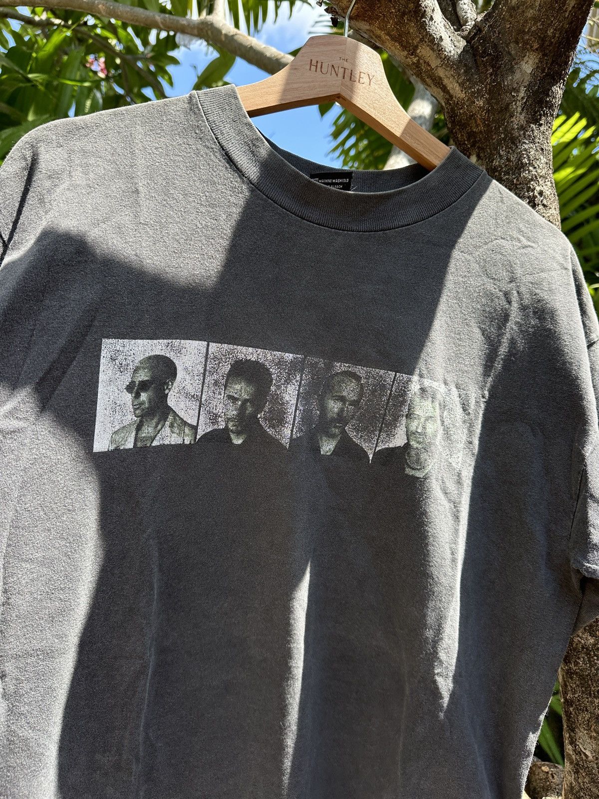 Vintage ⚠️SOLD⚠️U2 tee Size US L / EU 52-54 / 3 - 3 Thumbnail
